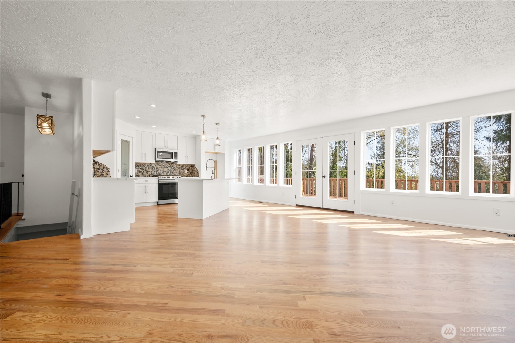 1006 Cowlitz Way Property Photo 8