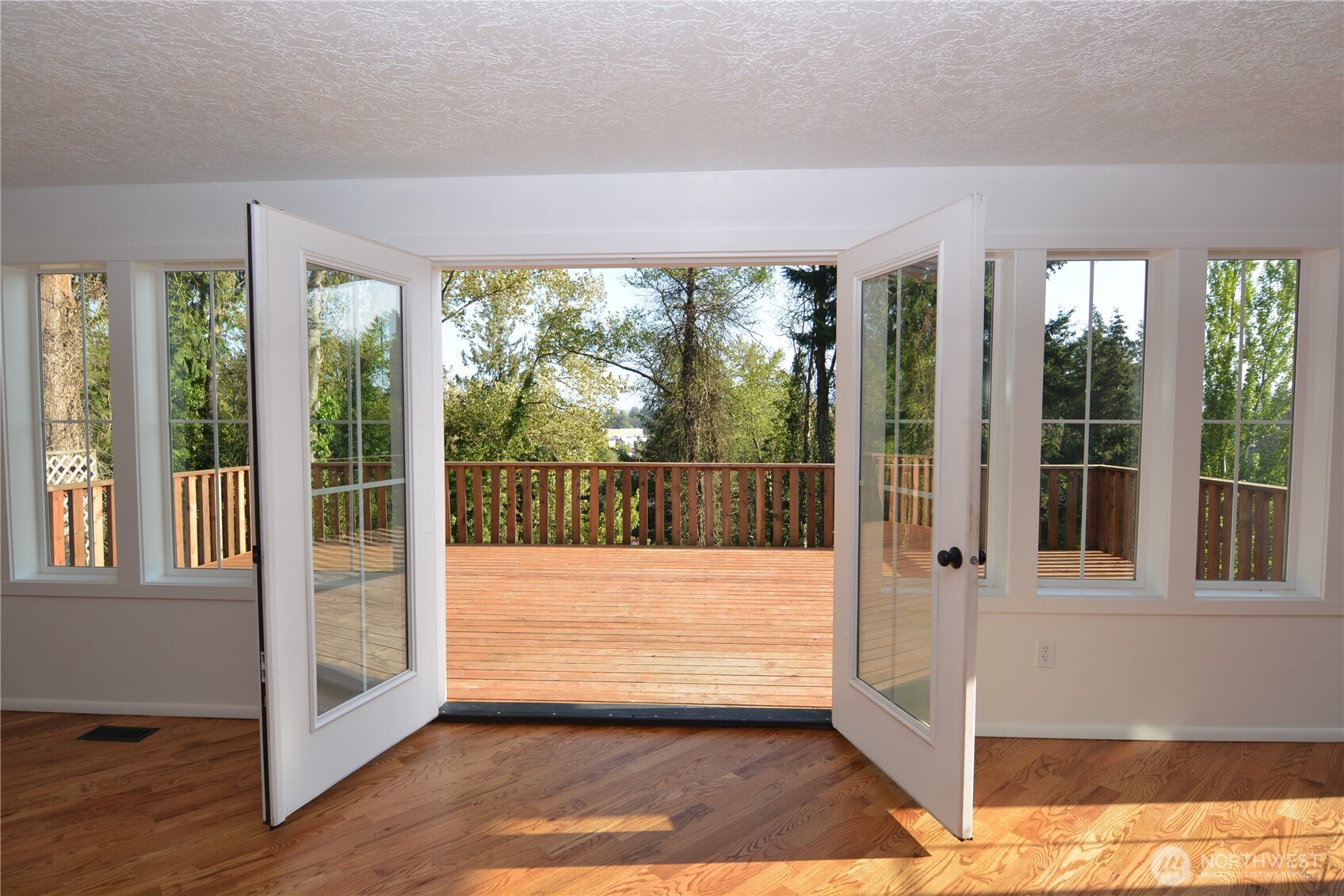 1006 Cowlitz Way Property Photo 12