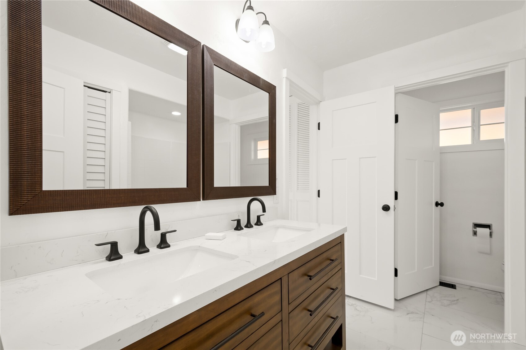 1006 Cowlitz Way Property Photo 15