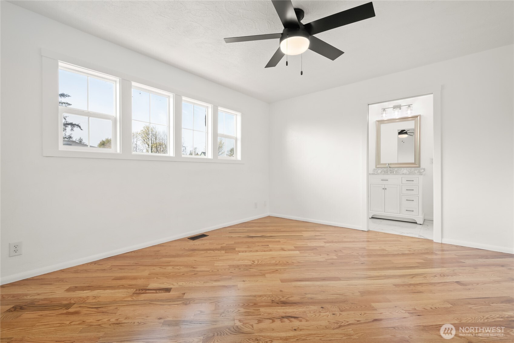 1006 Cowlitz Way Property Photo 18