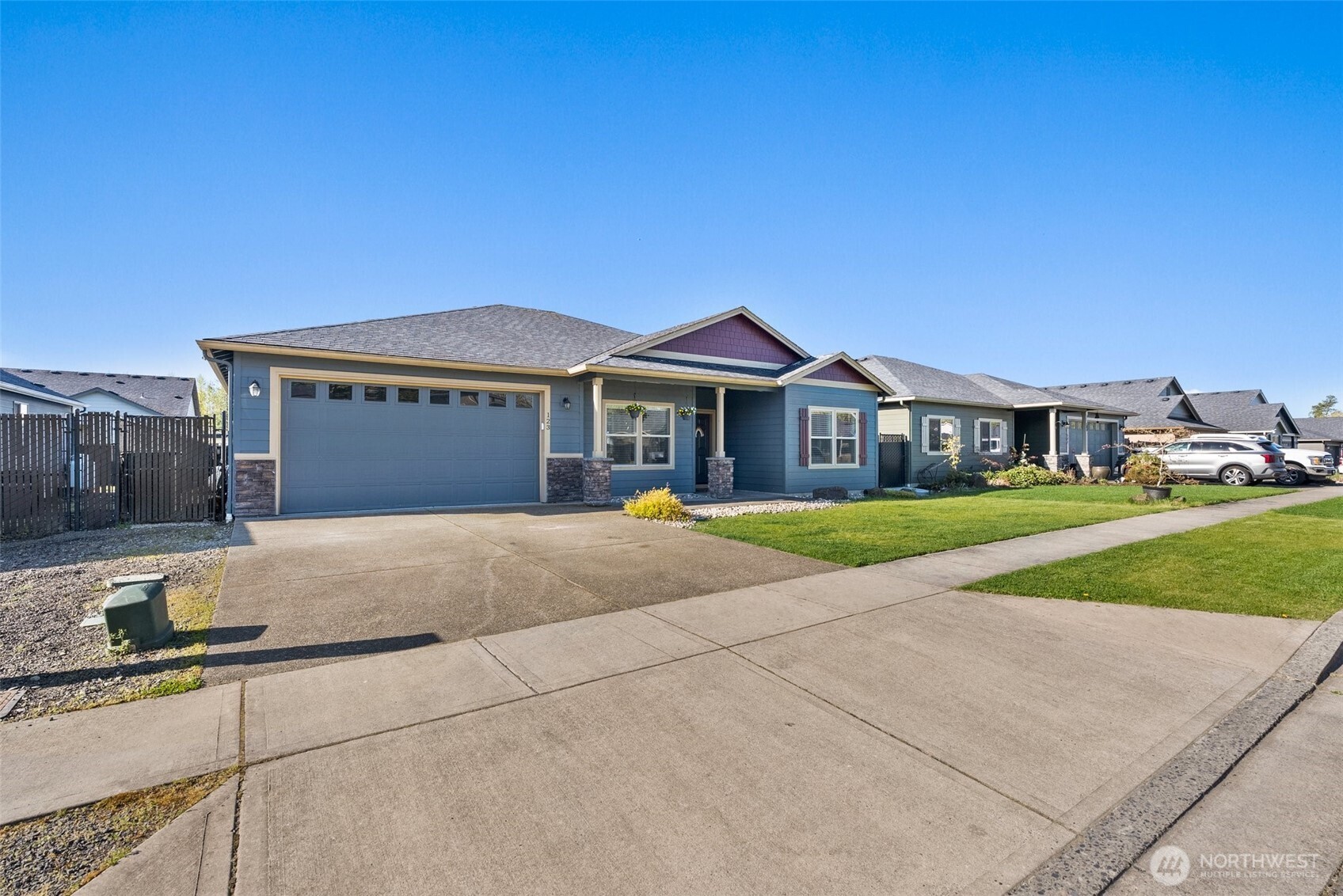 123 Zephyr Drive Property Photo 2