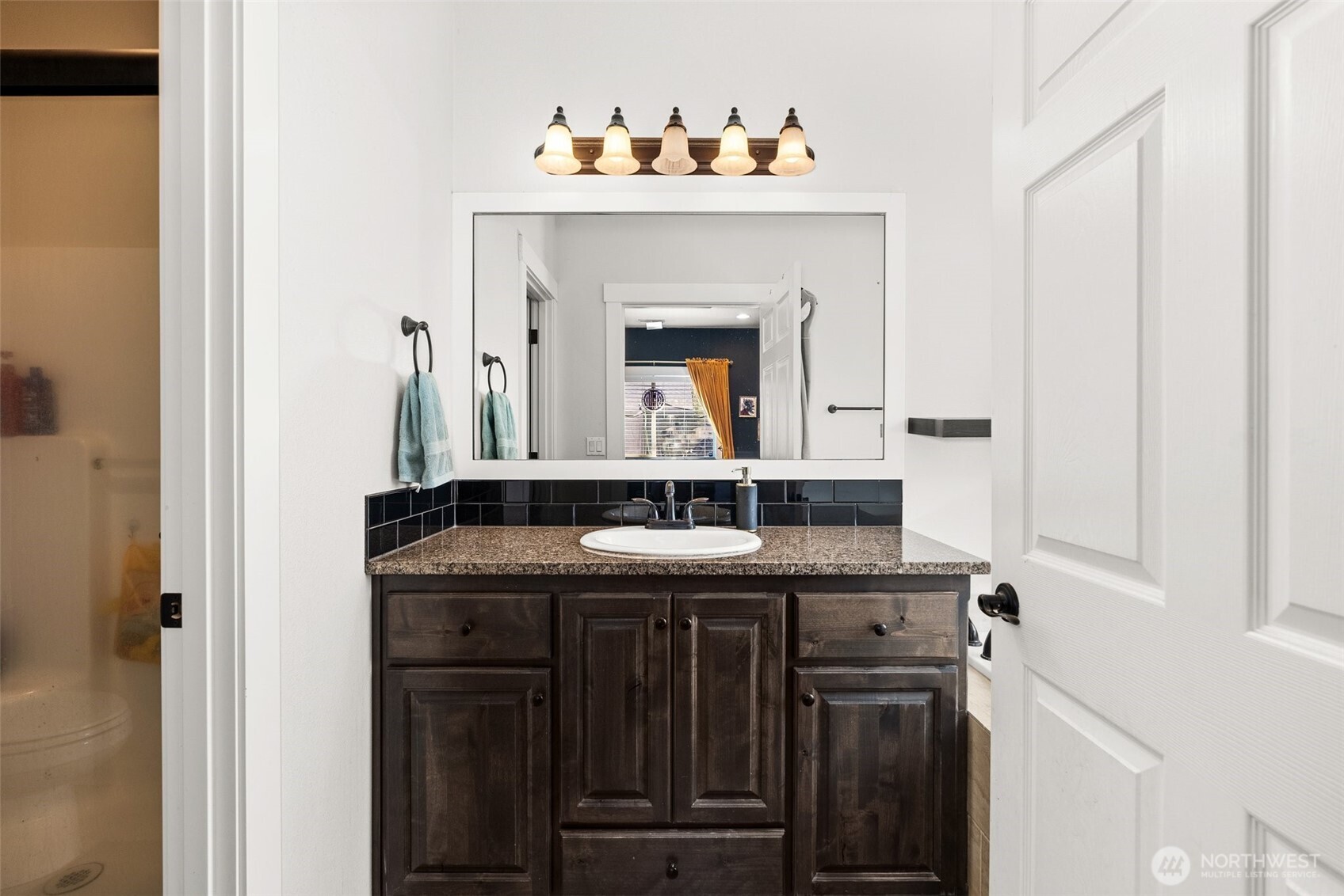 123 Zephyr Drive Property Photo 22