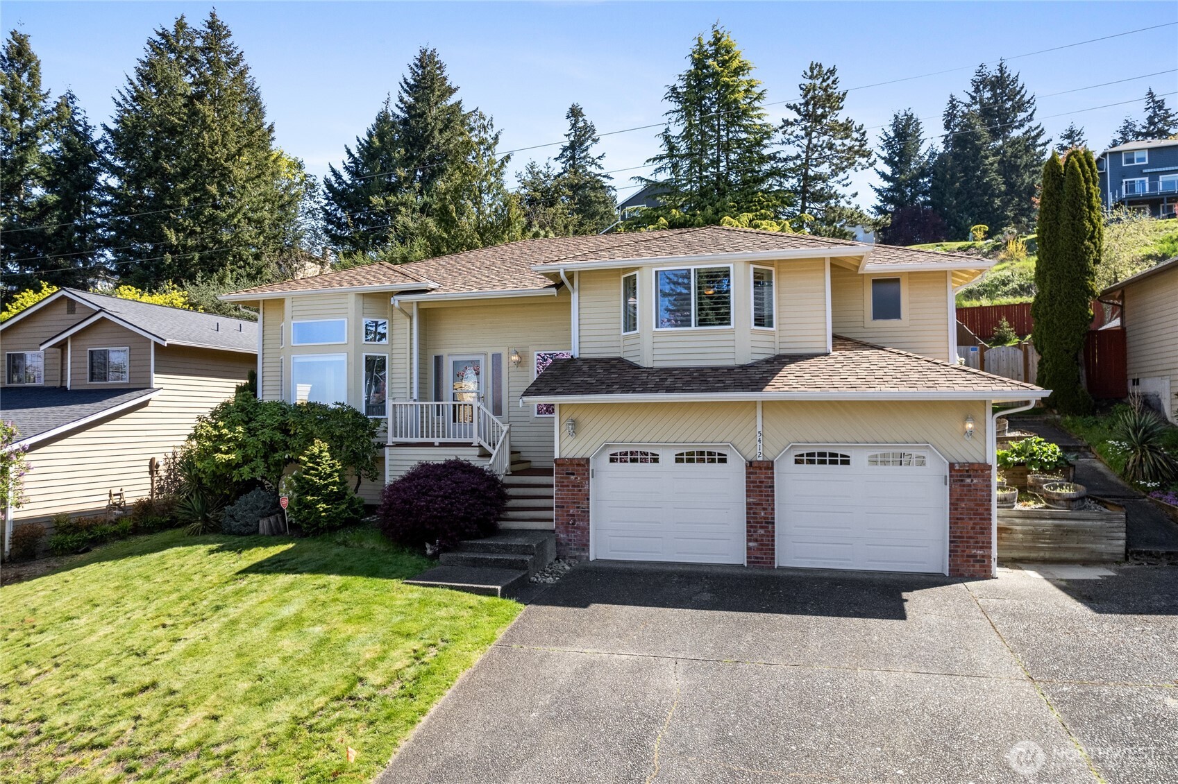 5412 James Avenue Property Photo