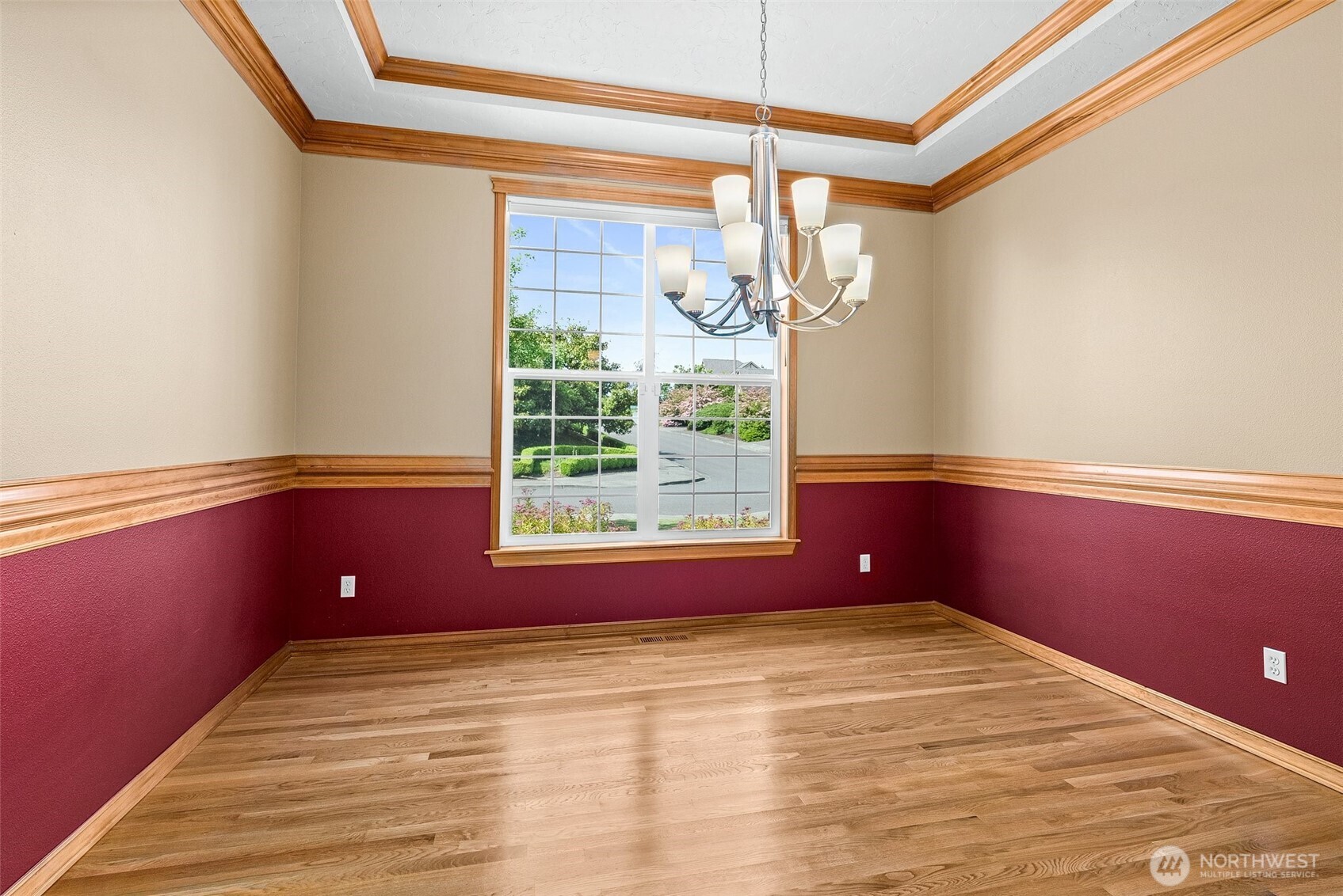 2111 Huntington Loop Property Photo 16