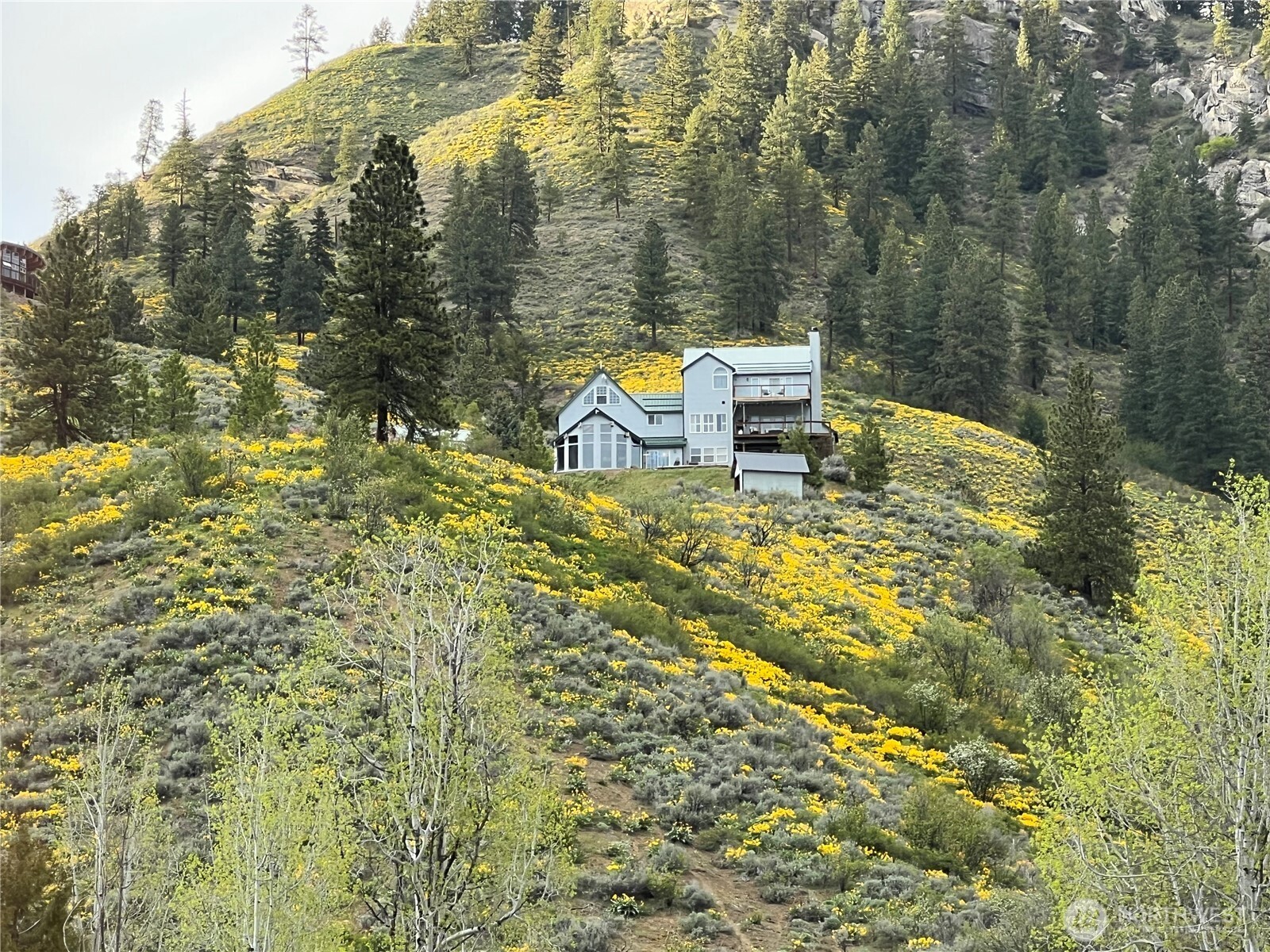 9505 Plateau Road Property Photo