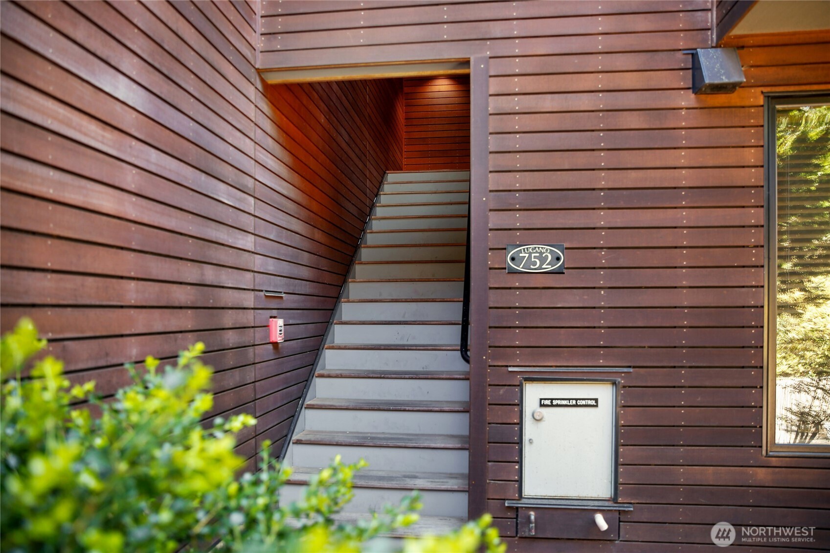 752 Vineyard Lane L205 Property Photo 5