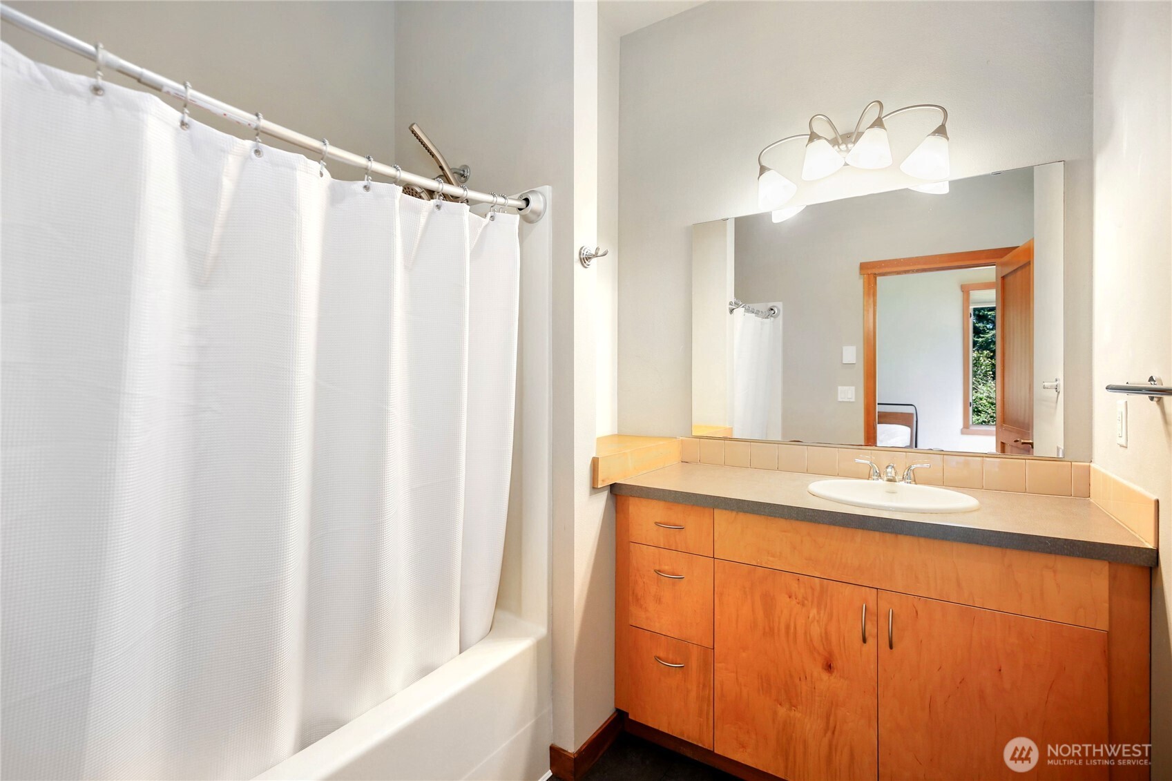 752 Vineyard Lane L205 Property Photo 23