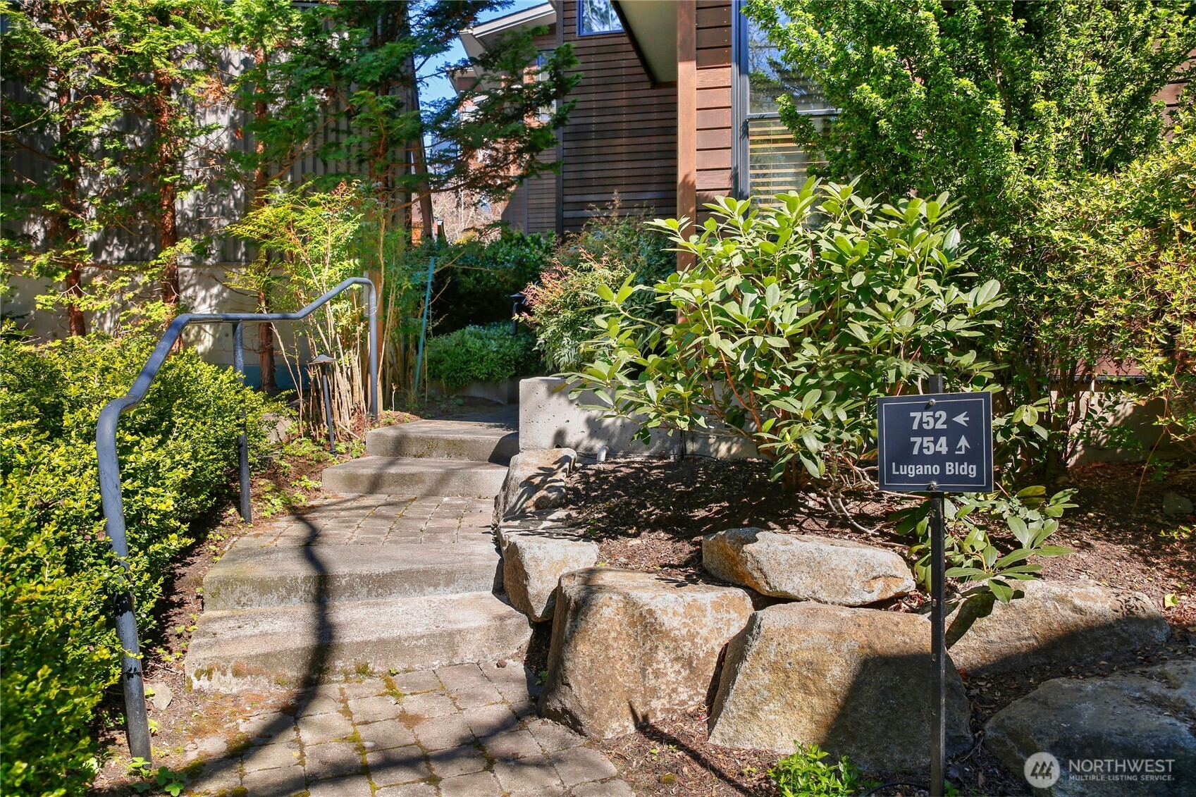 752 Vineyard Lane L205 Property Photo 32