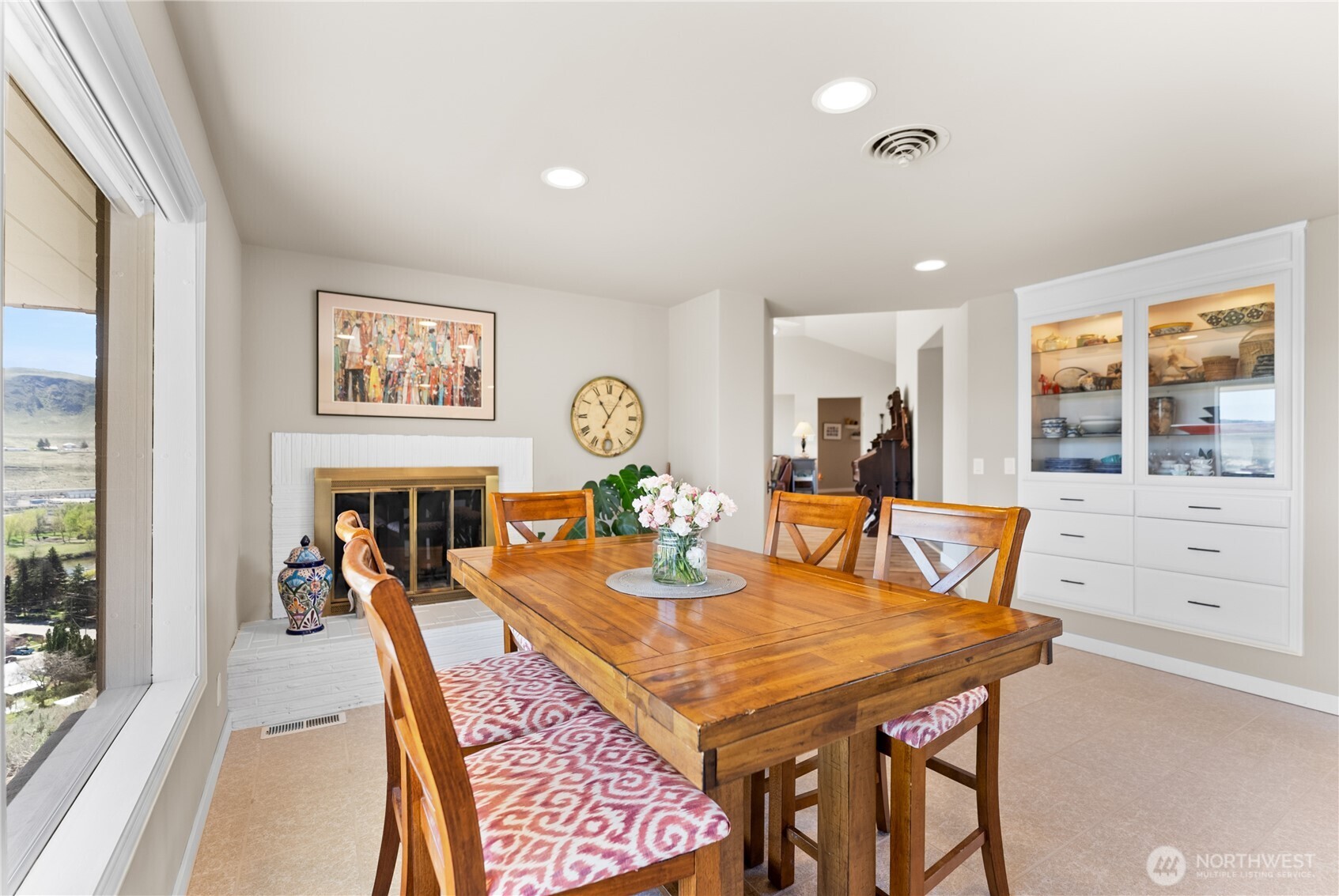 940 Sunrise Heights Road Property Photo 13