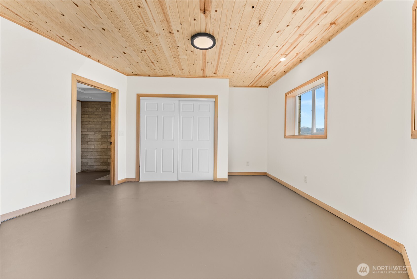 940 Sunrise Heights Road Property Photo 29