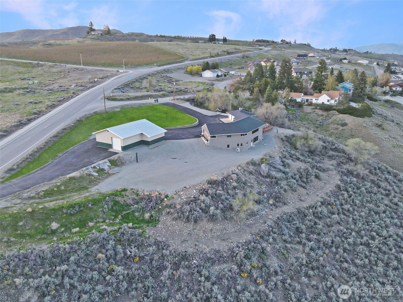 940 Sunrise Heights Road Property Photo 36