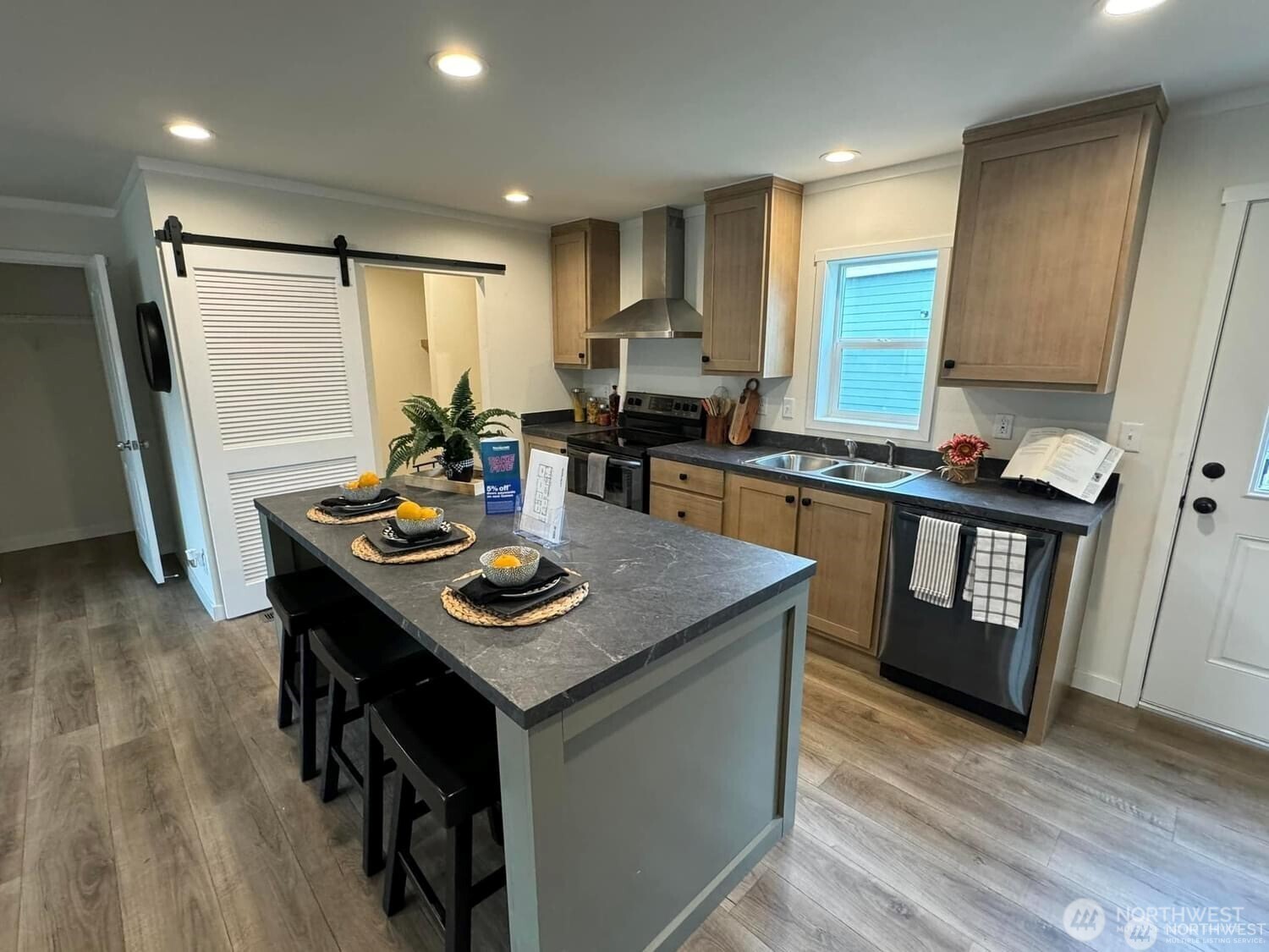 200 Lot B Fineview Property Photo 3