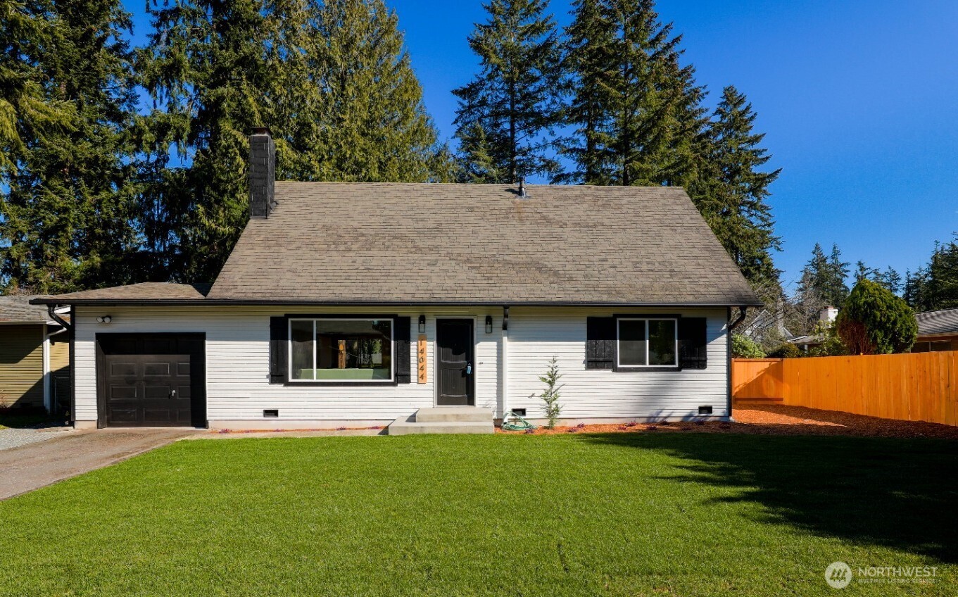 14044 145th Avenue Property Photo