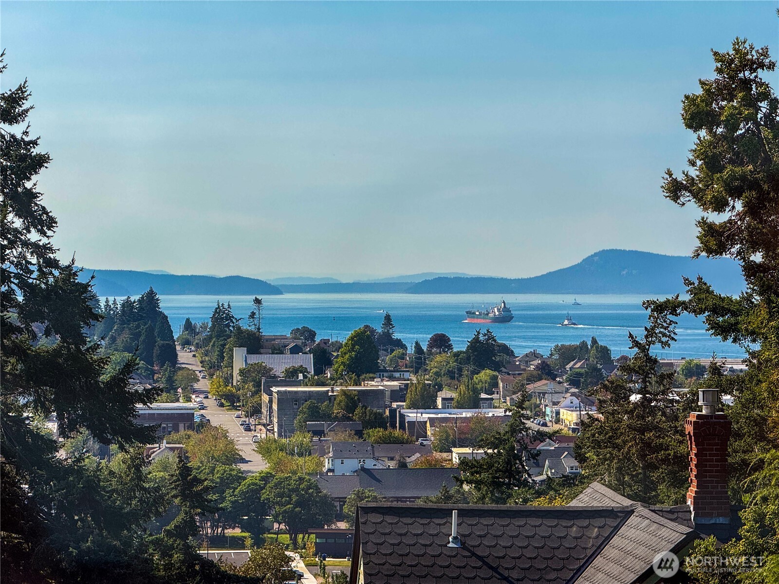 303 7th Street Property Photo