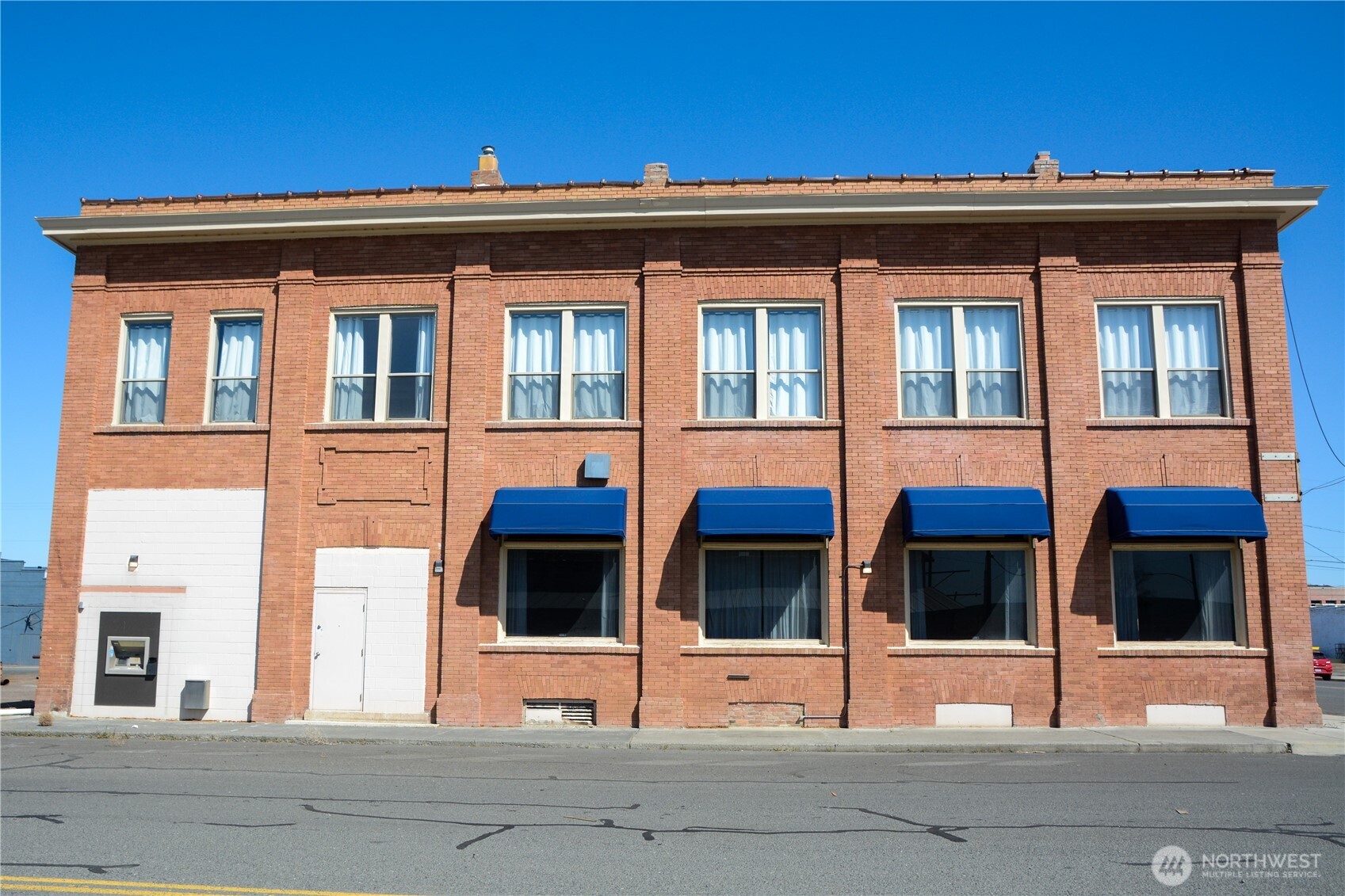 101 N I Street Property Photo