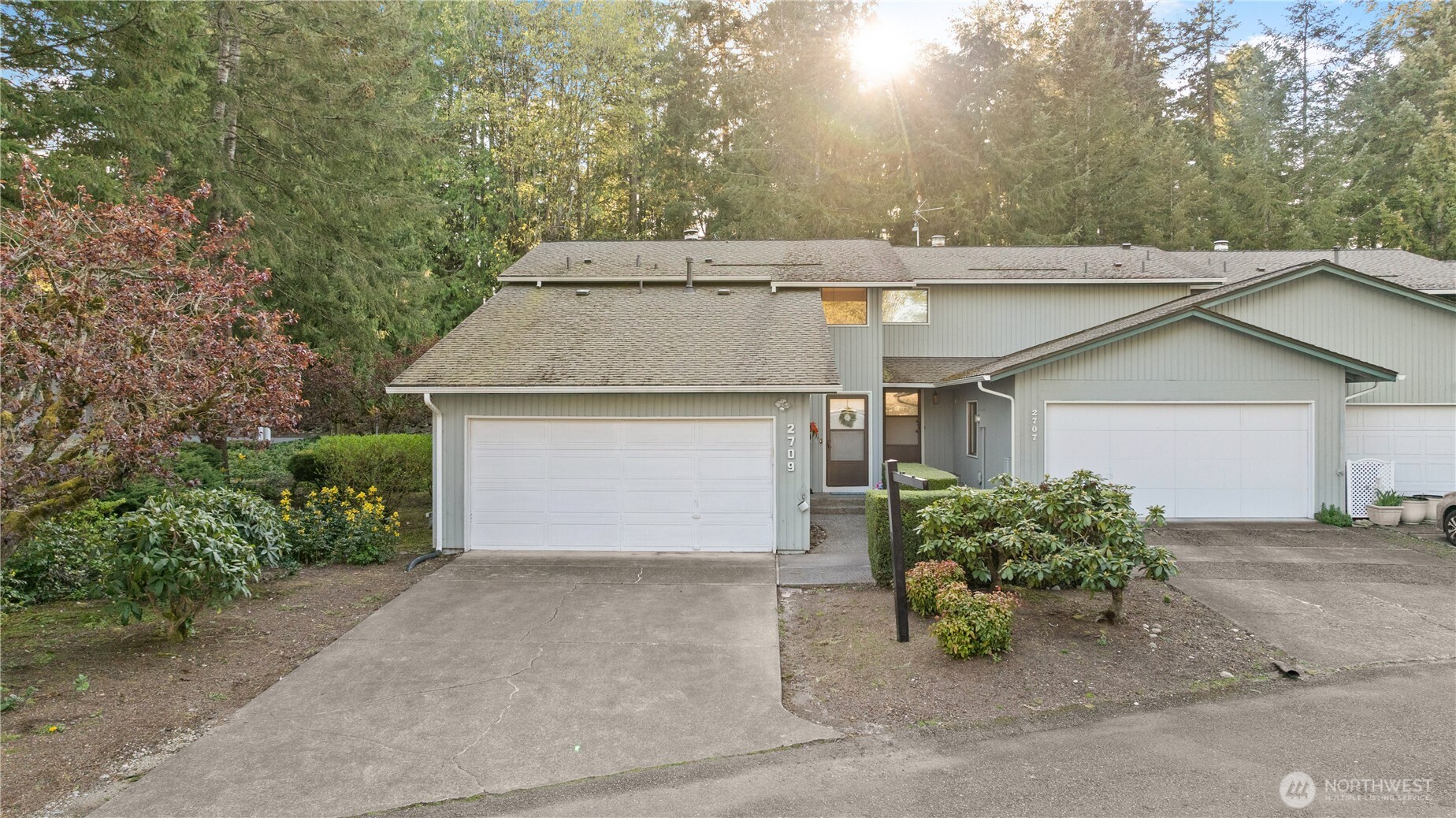2709 Fir Street Property Photo