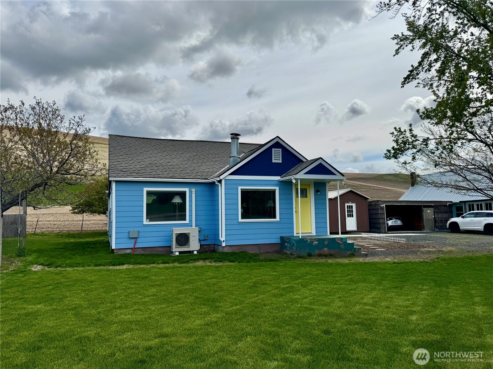 36548 Highway 12 Property Photo