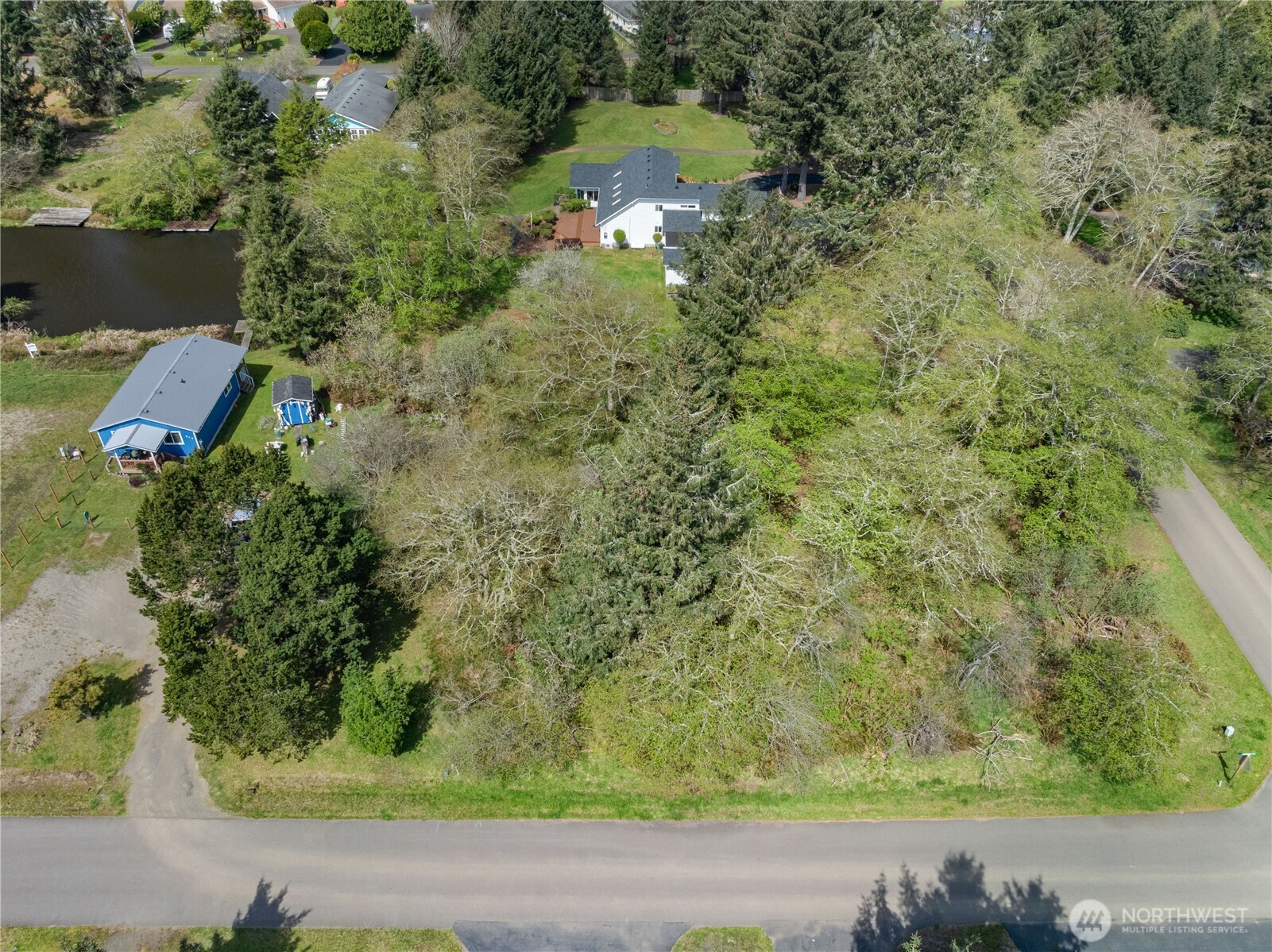 645 Itswoot Avenue Property Photo 7
