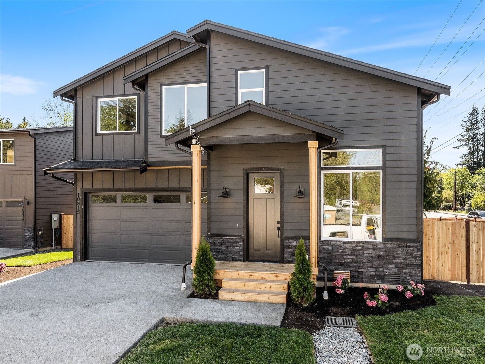 10815 Holly Drive A Property Photo