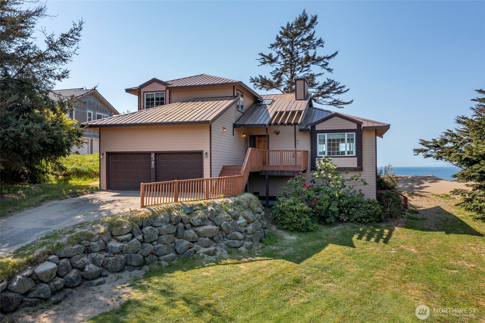 2345 W Beach Road Property Photo 1