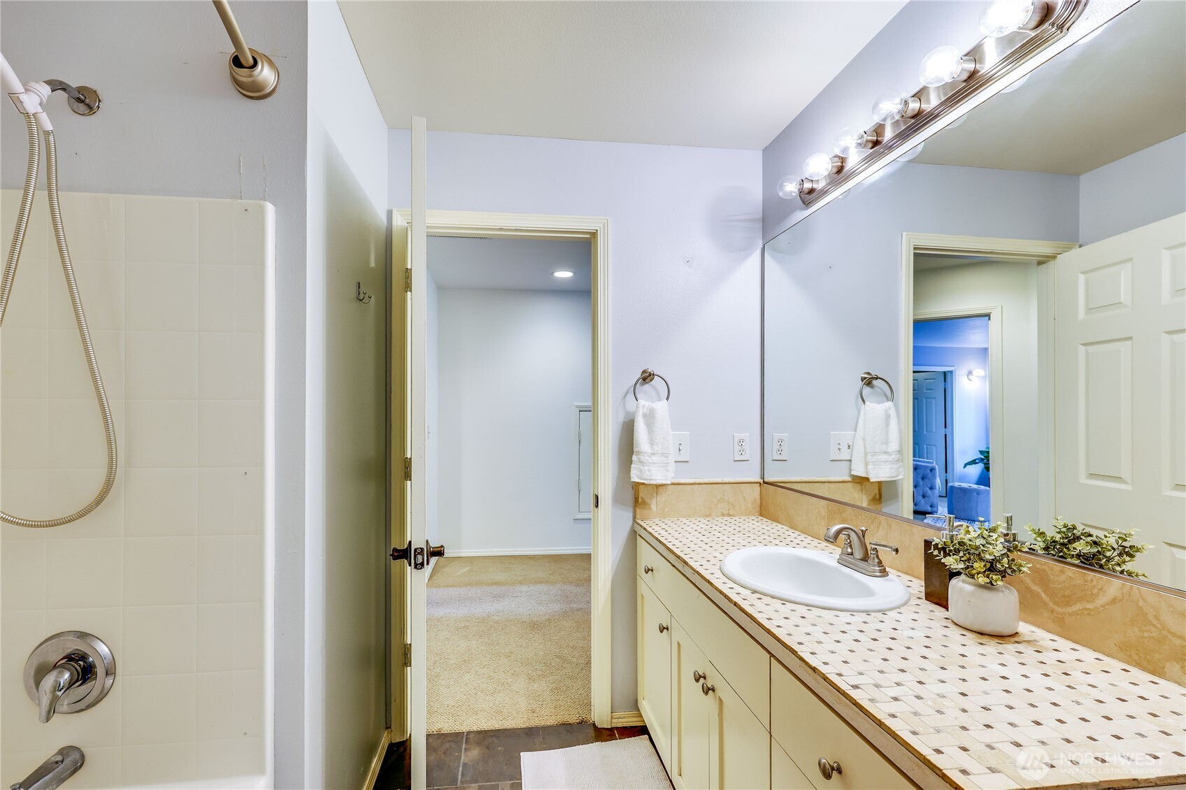 34599 Bridge View Drive Property Photo 25