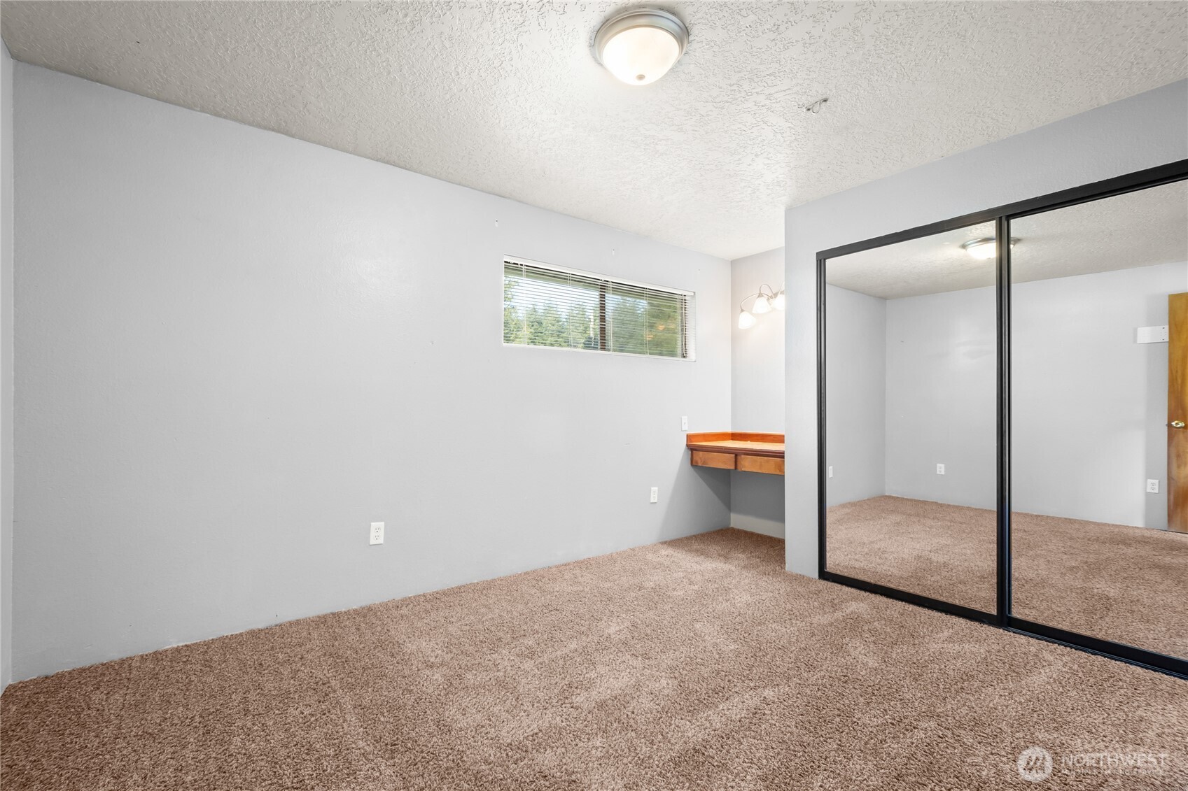 110 English Lane Property Photo 12