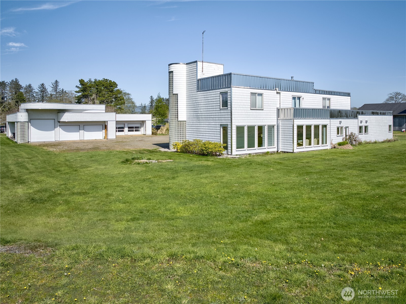 6804 Chatham Way Property Photo