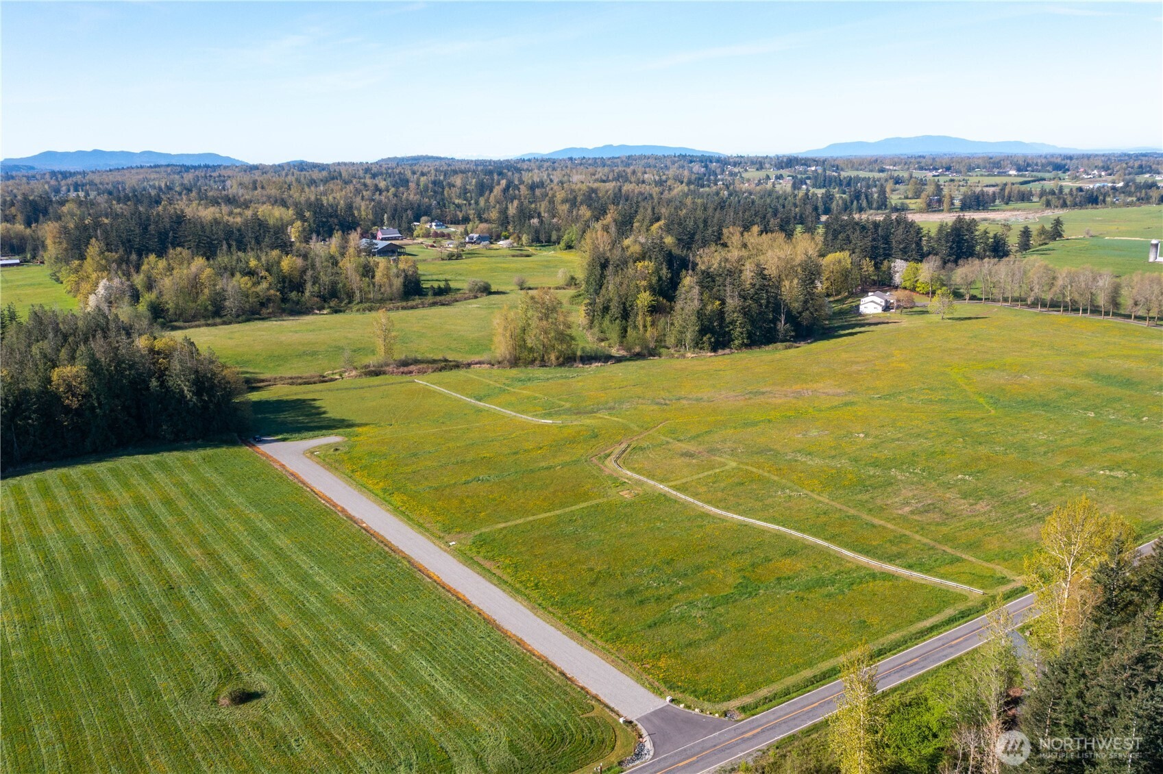 1375 Ten Mile Road Property Photo