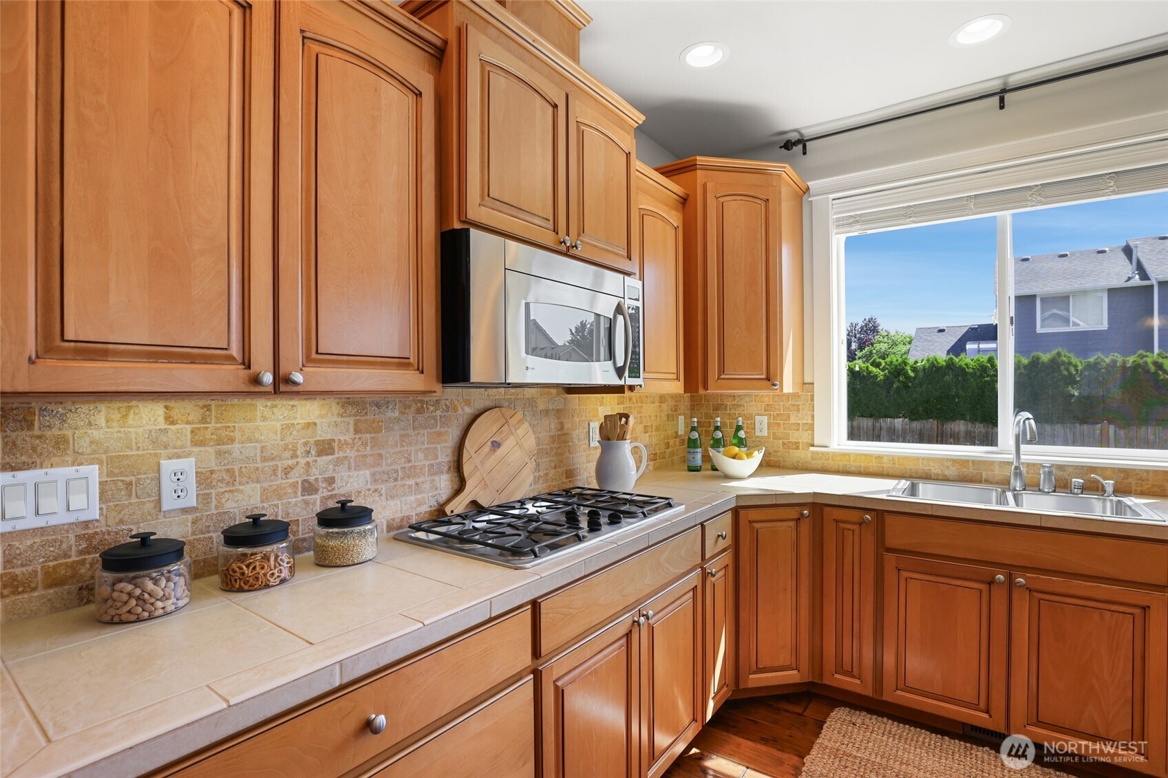 1207 24th Street Property Photo 13