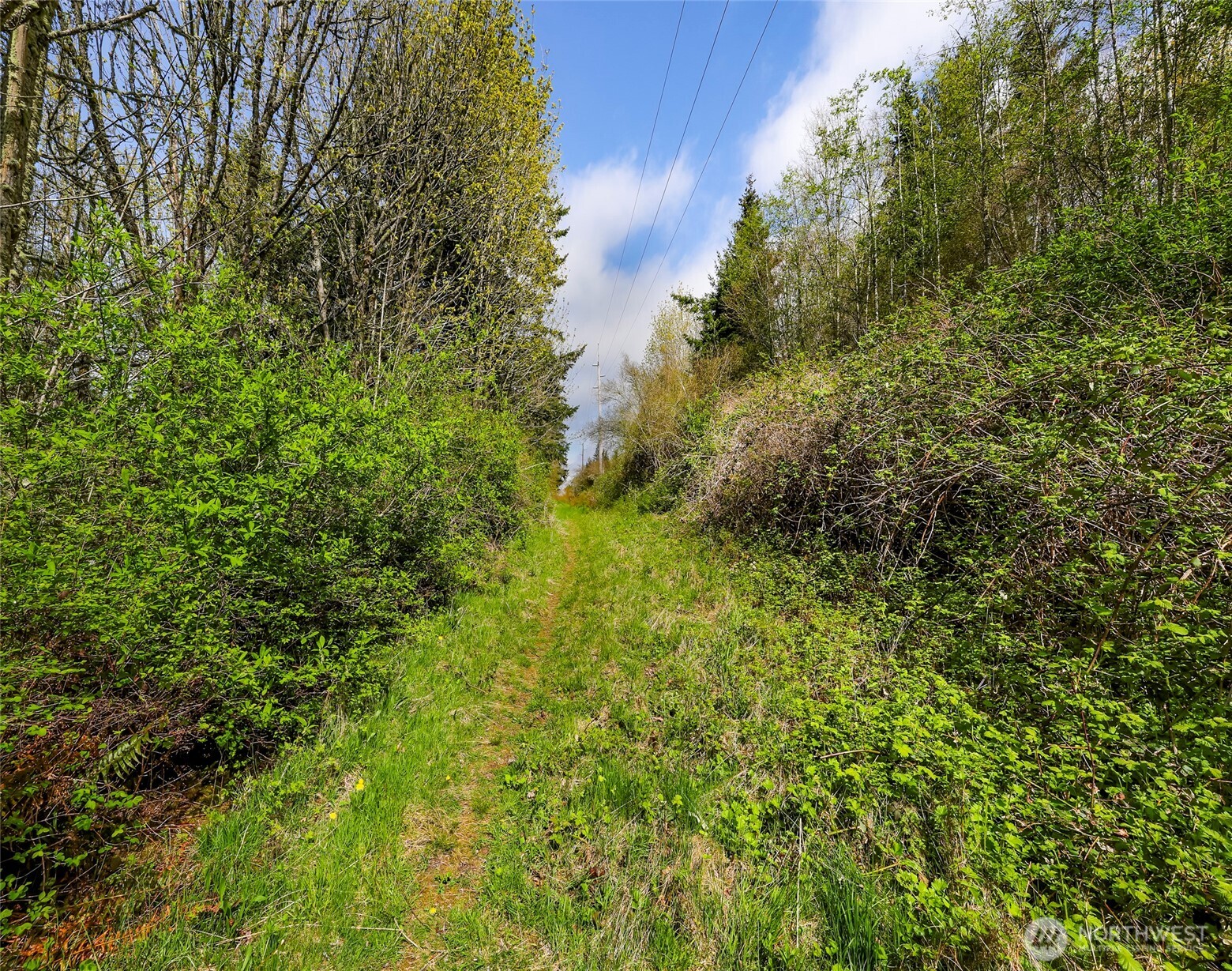 1800 40th Place Property Photo 13