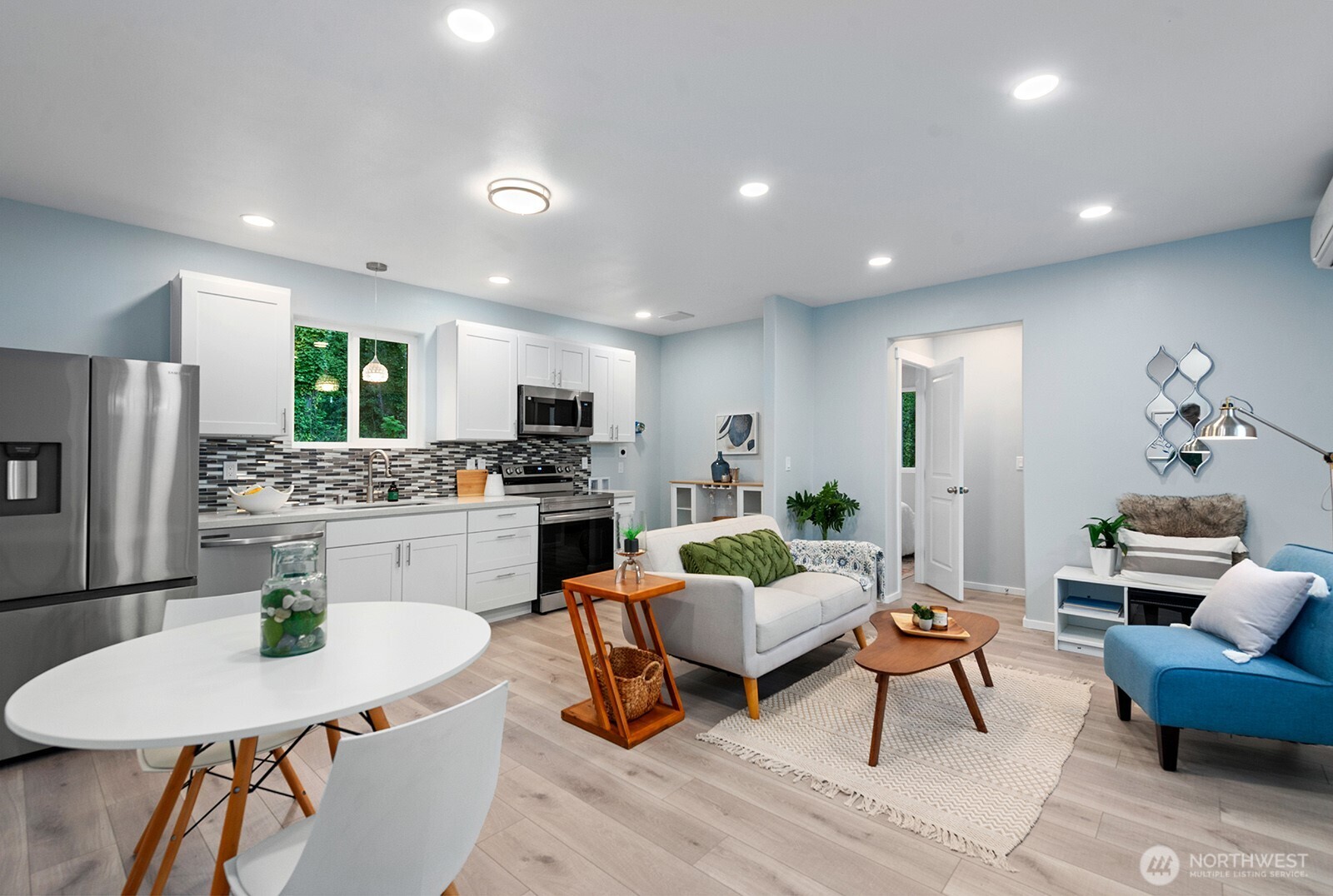 3265 31st Avenue Property Photo 2