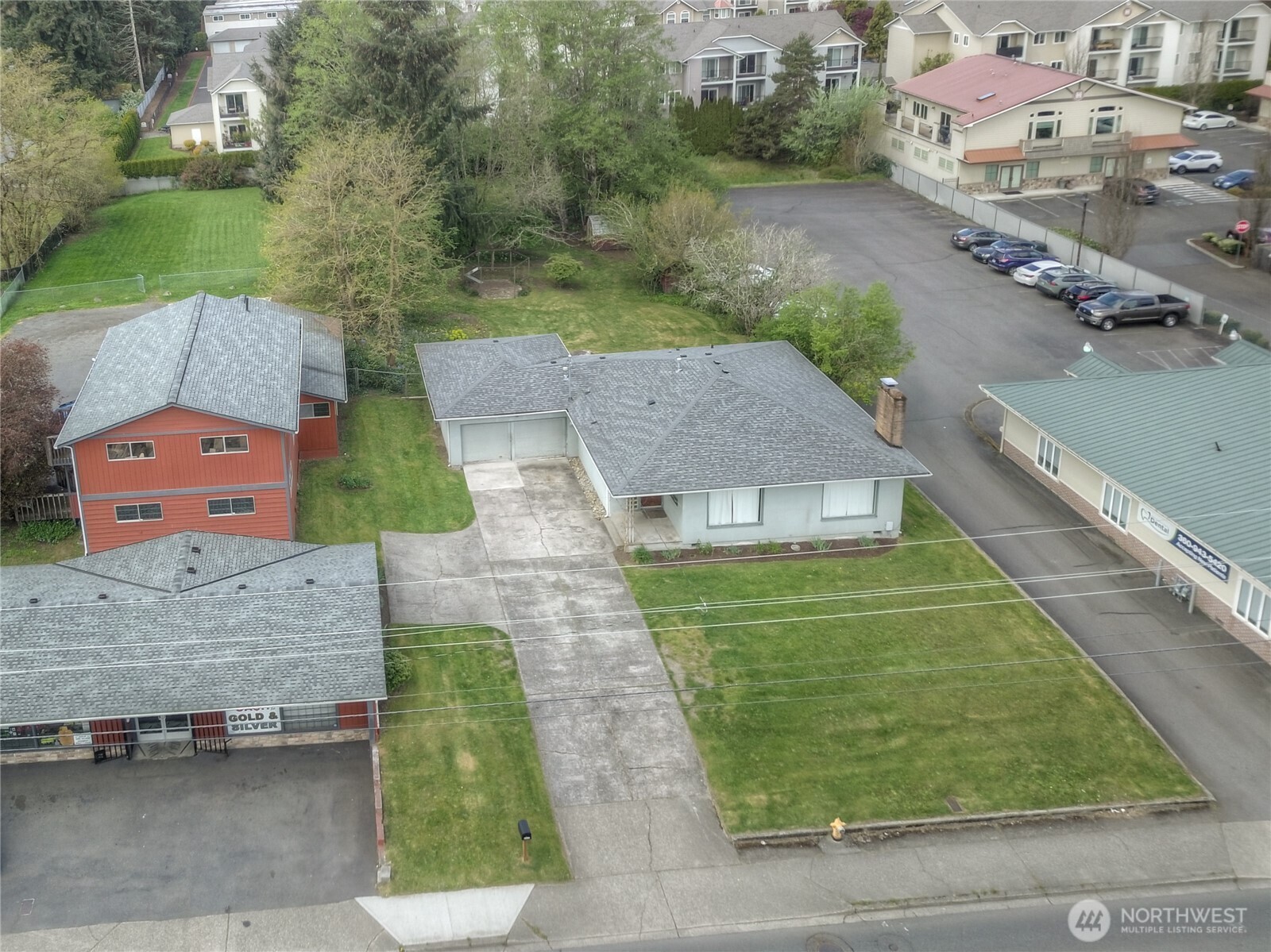 6017 S Capitol Boulevard Property Photo 1