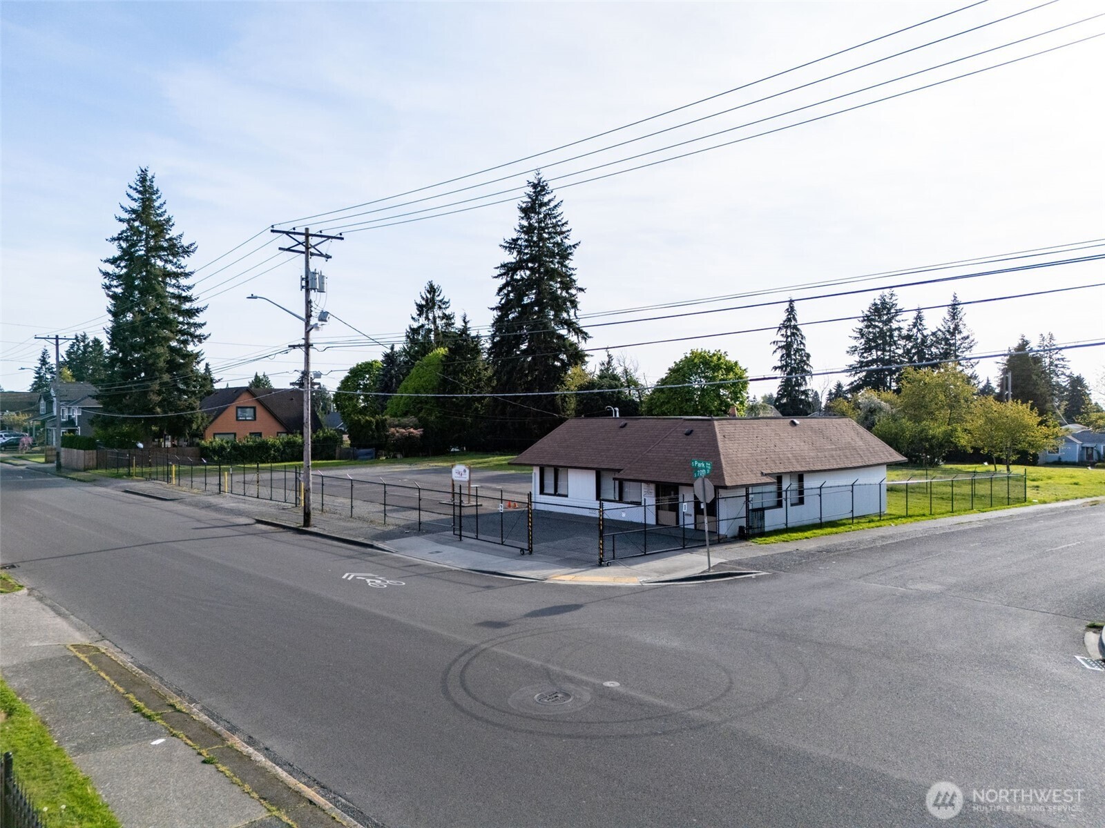 7002 S Park Avenue Property Photo 1