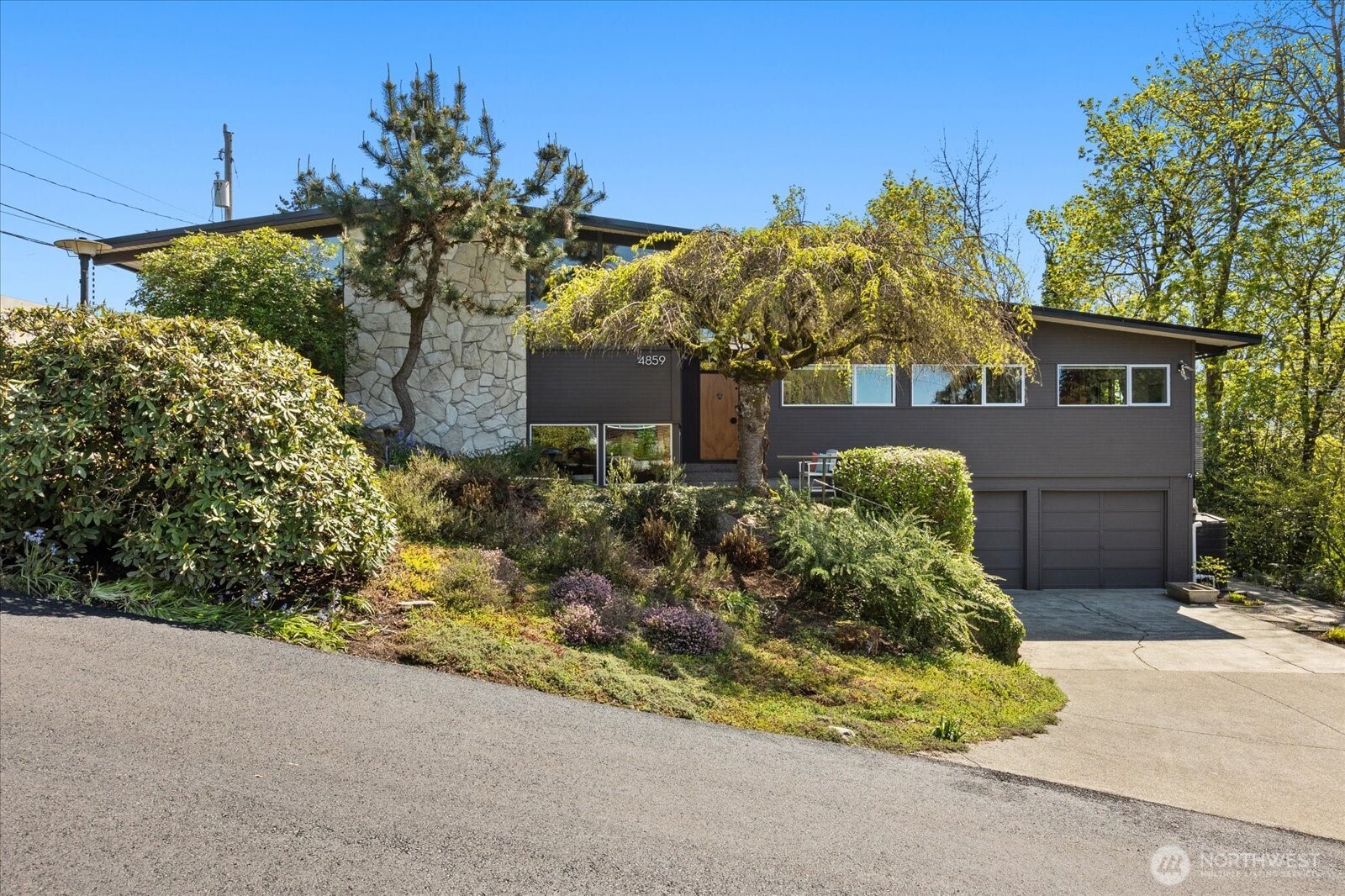4859 S Spencer Street Property Photo