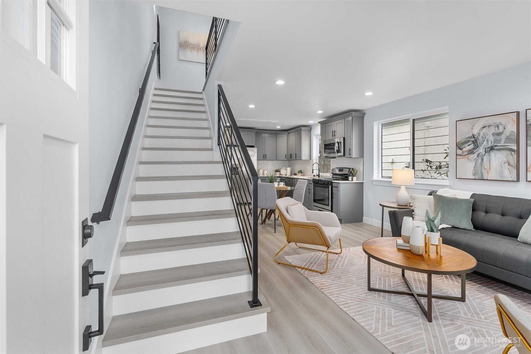 1047 S Thistle Street Property Photo