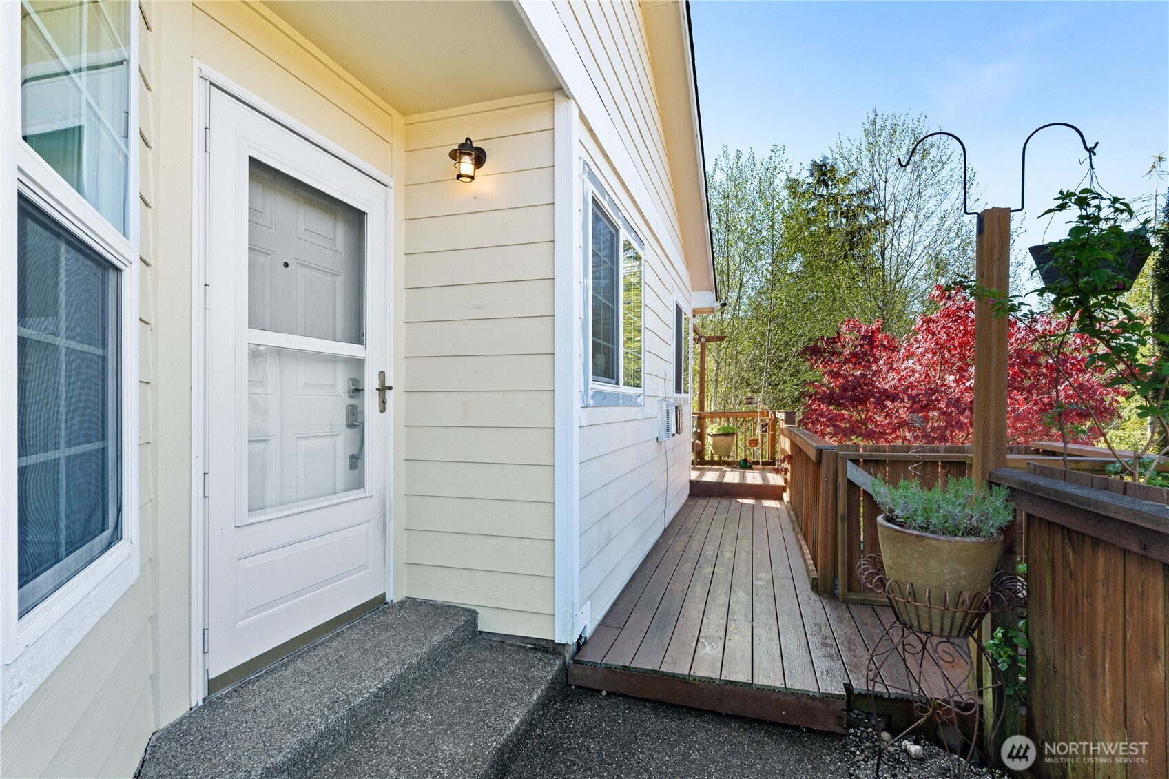 202 Brant Lane Property Photo 1