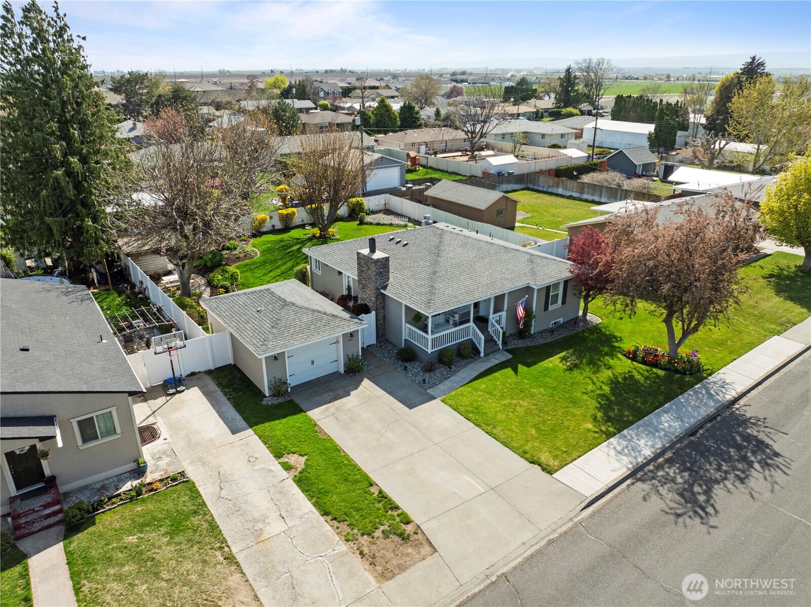 502 L Street Property Photo 6