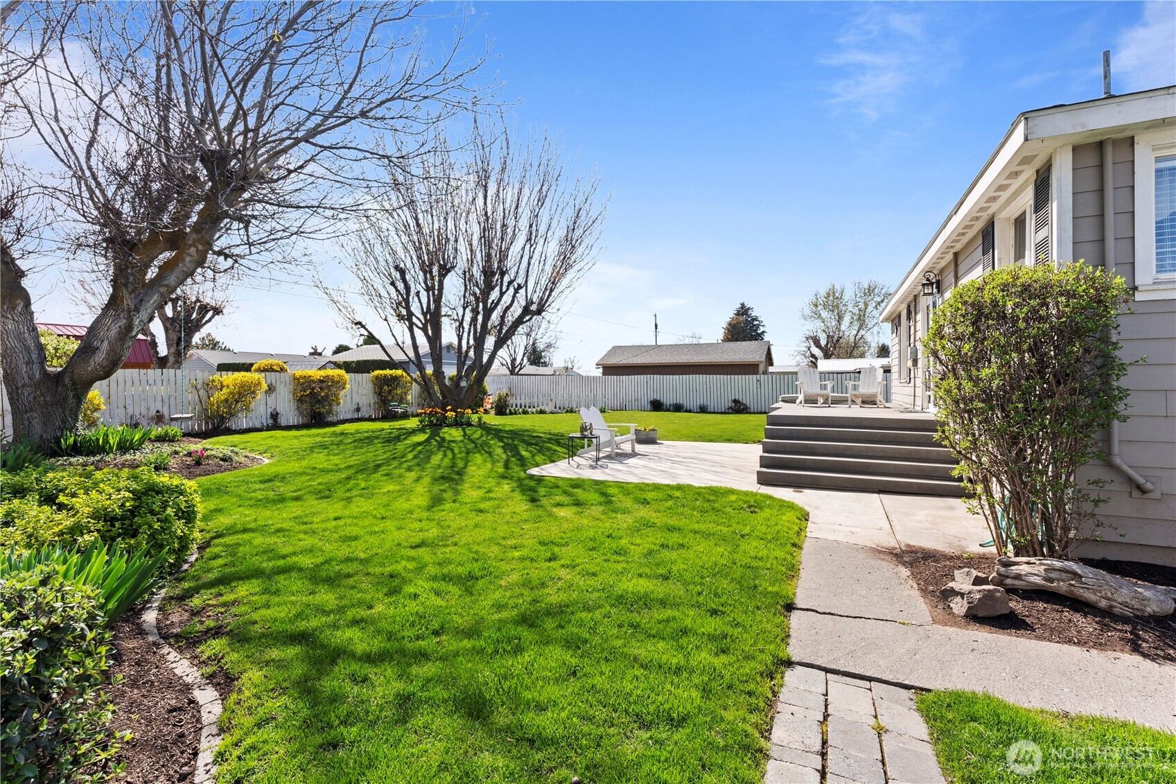 502 L Street Property Photo 9