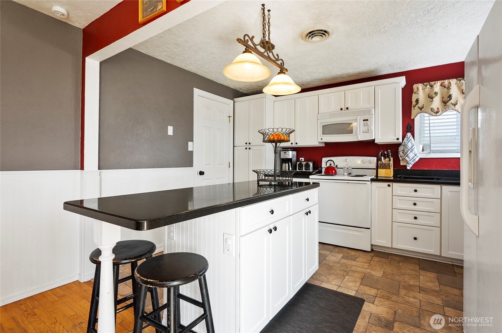 502 L Street Property Photo 13