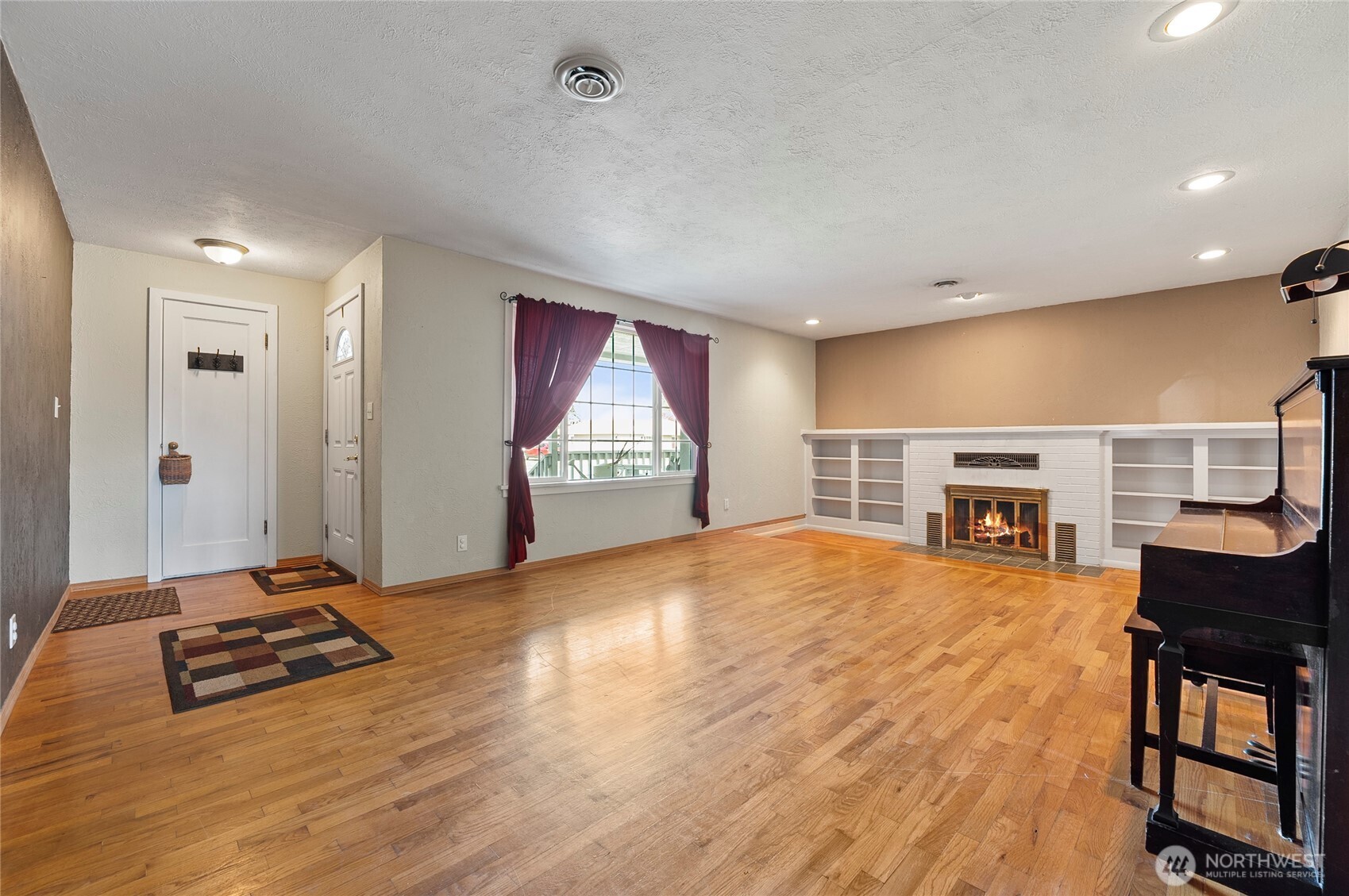 502 L Street Property Photo 16