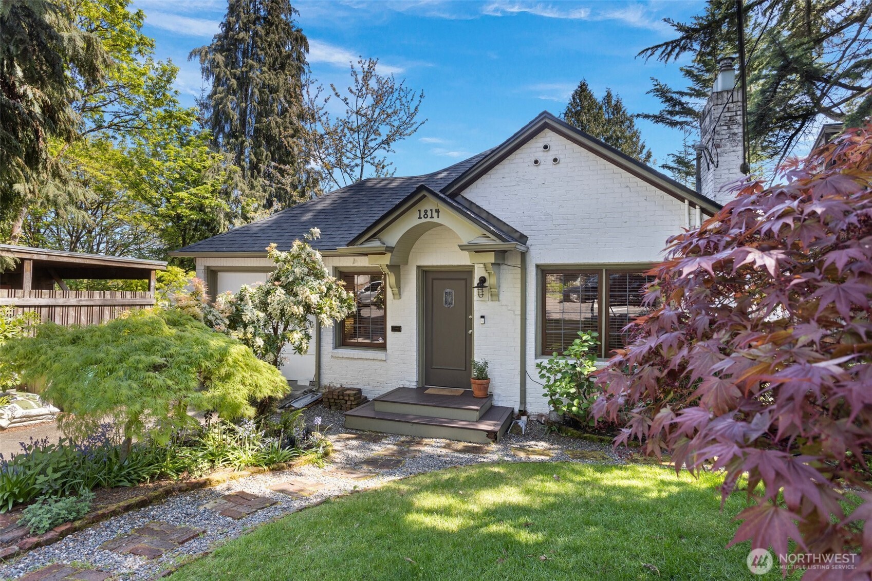 98112 Real Estate Listings Main Image