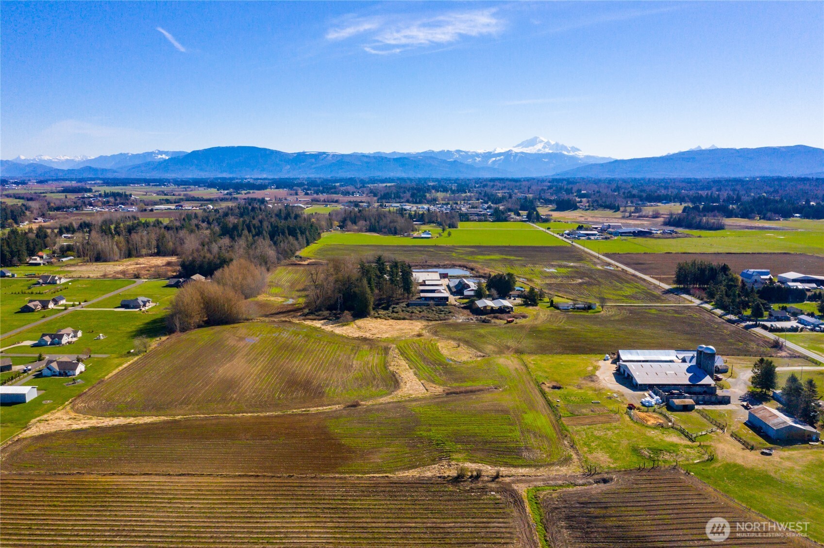 490 W Laurel Road Property Photo 5