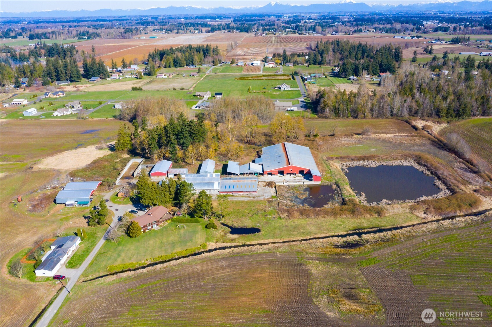 490 W Laurel Road Property Photo 7