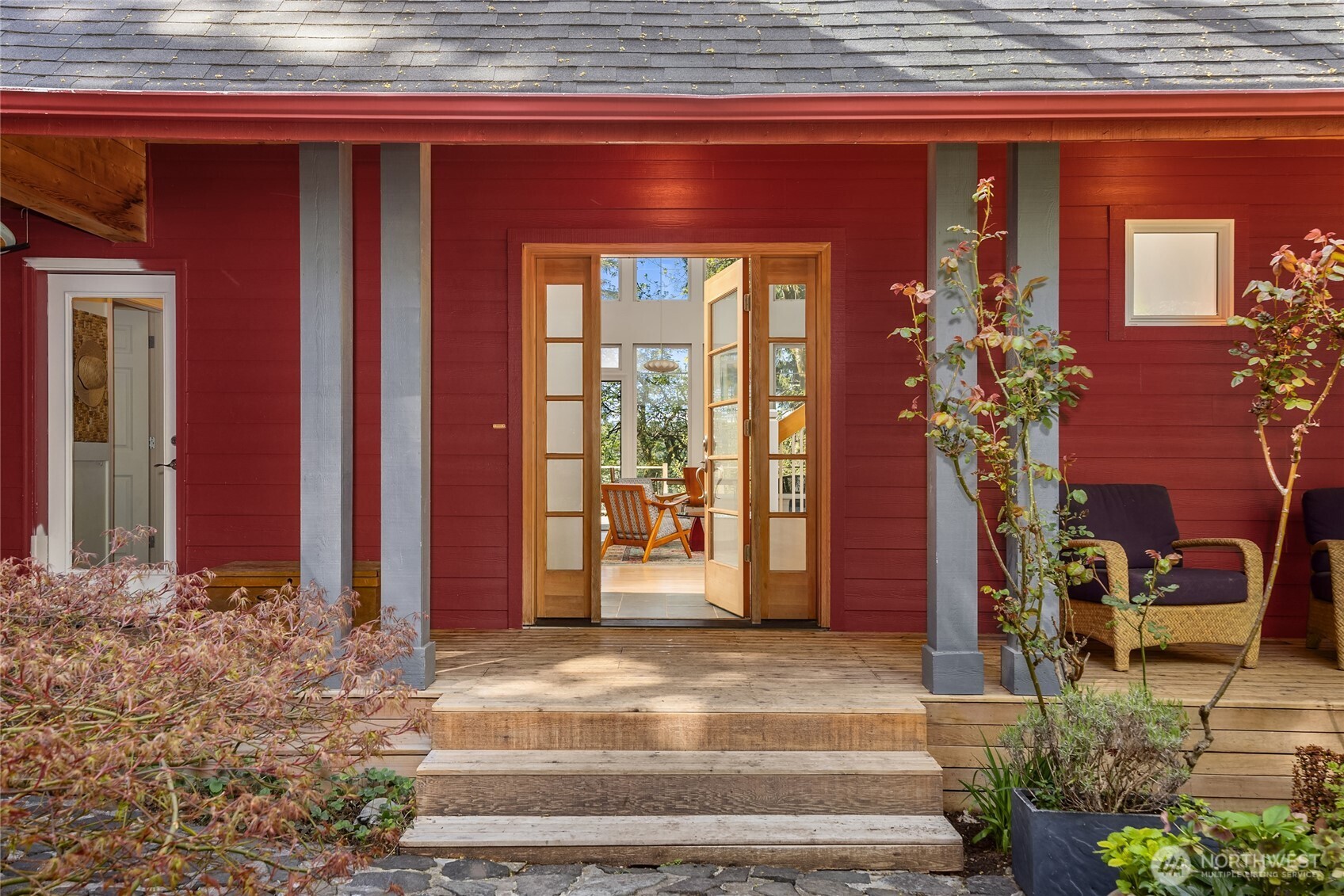 8003 Ne Hidden Cove Road Property Photo 4