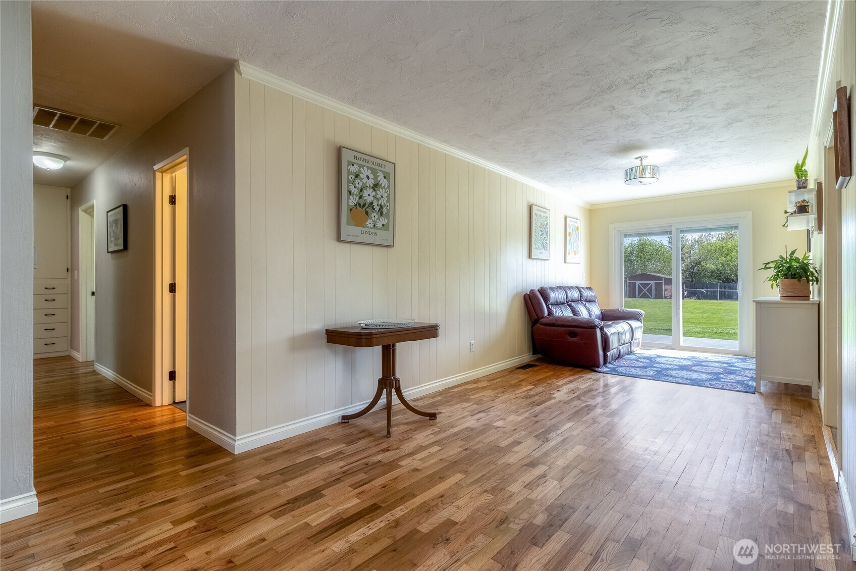 1836 Pike Place Property Photo 3