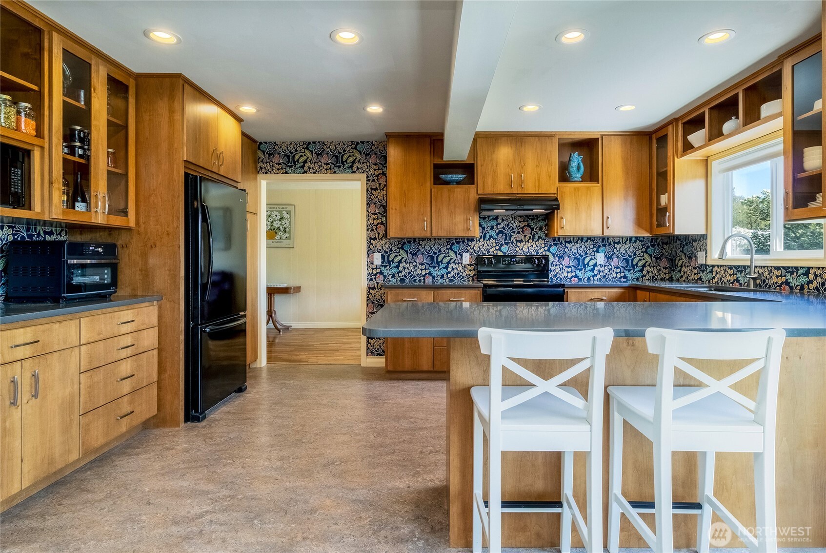 1836 Pike Place Property Photo 6