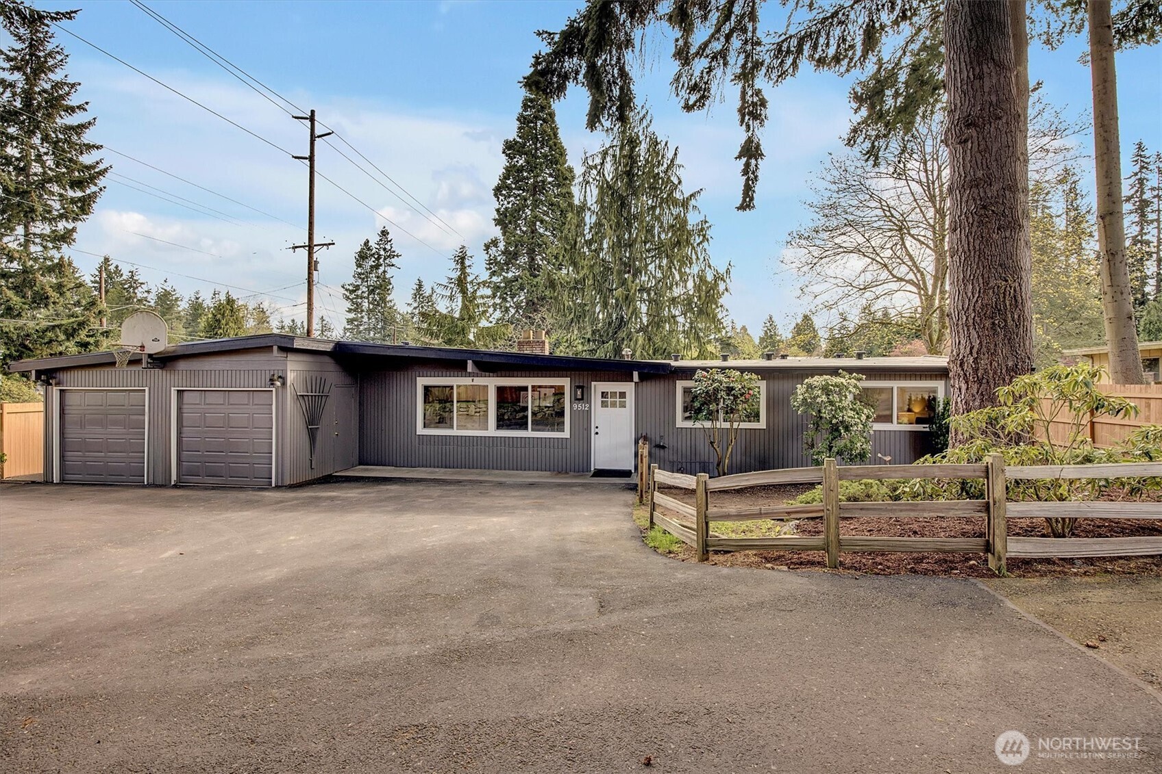 9512 220th Street Property Photo 1
