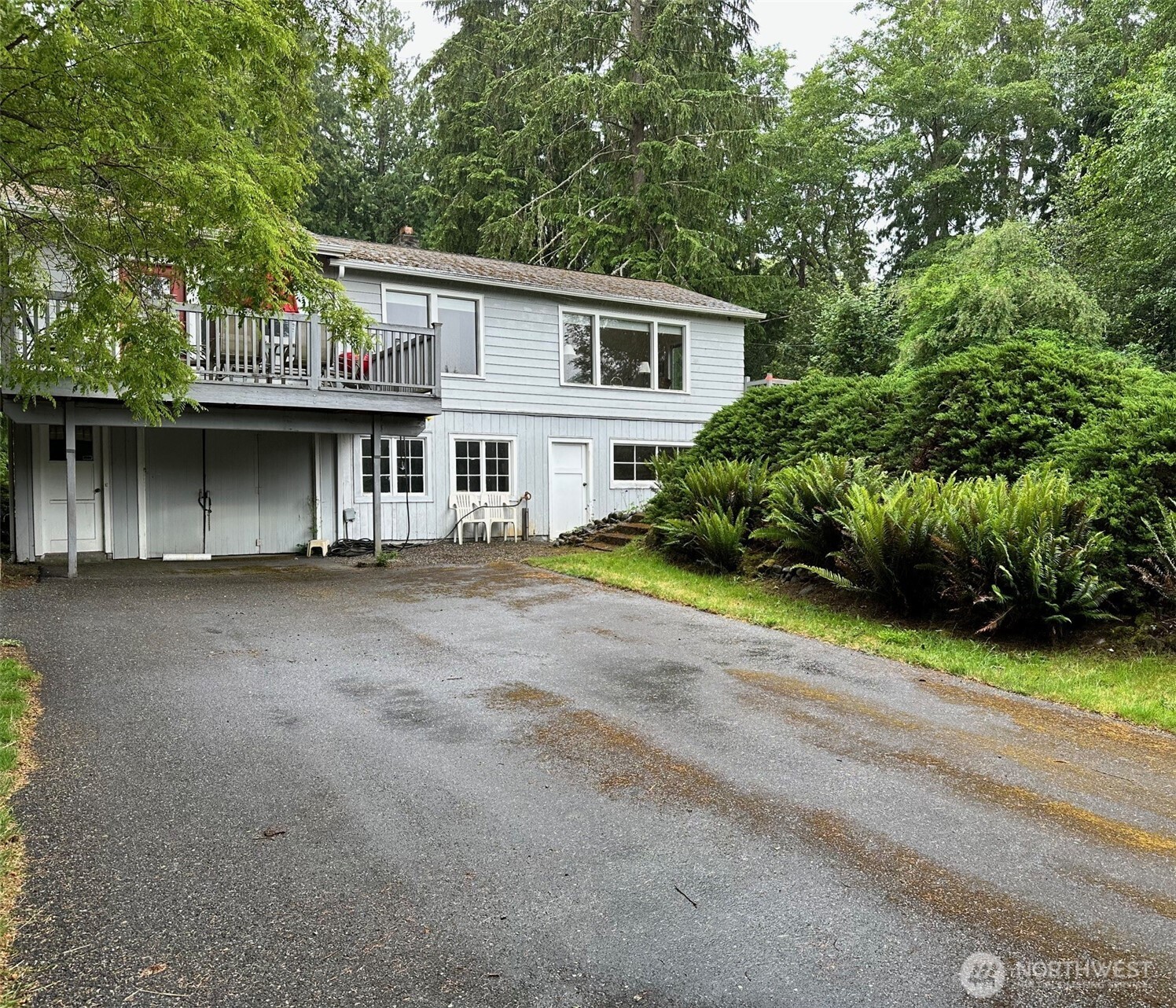 6353 Bayview Road Property Photo 1