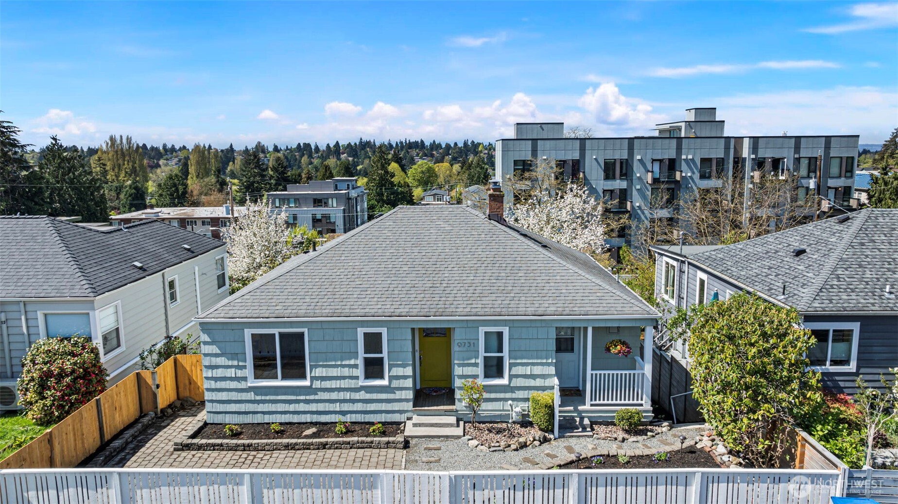 9731 Phinney Avenue Property Photo