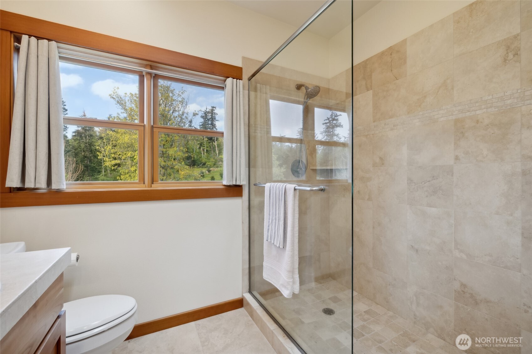 411 & 435 Peters Road Property Photo 15